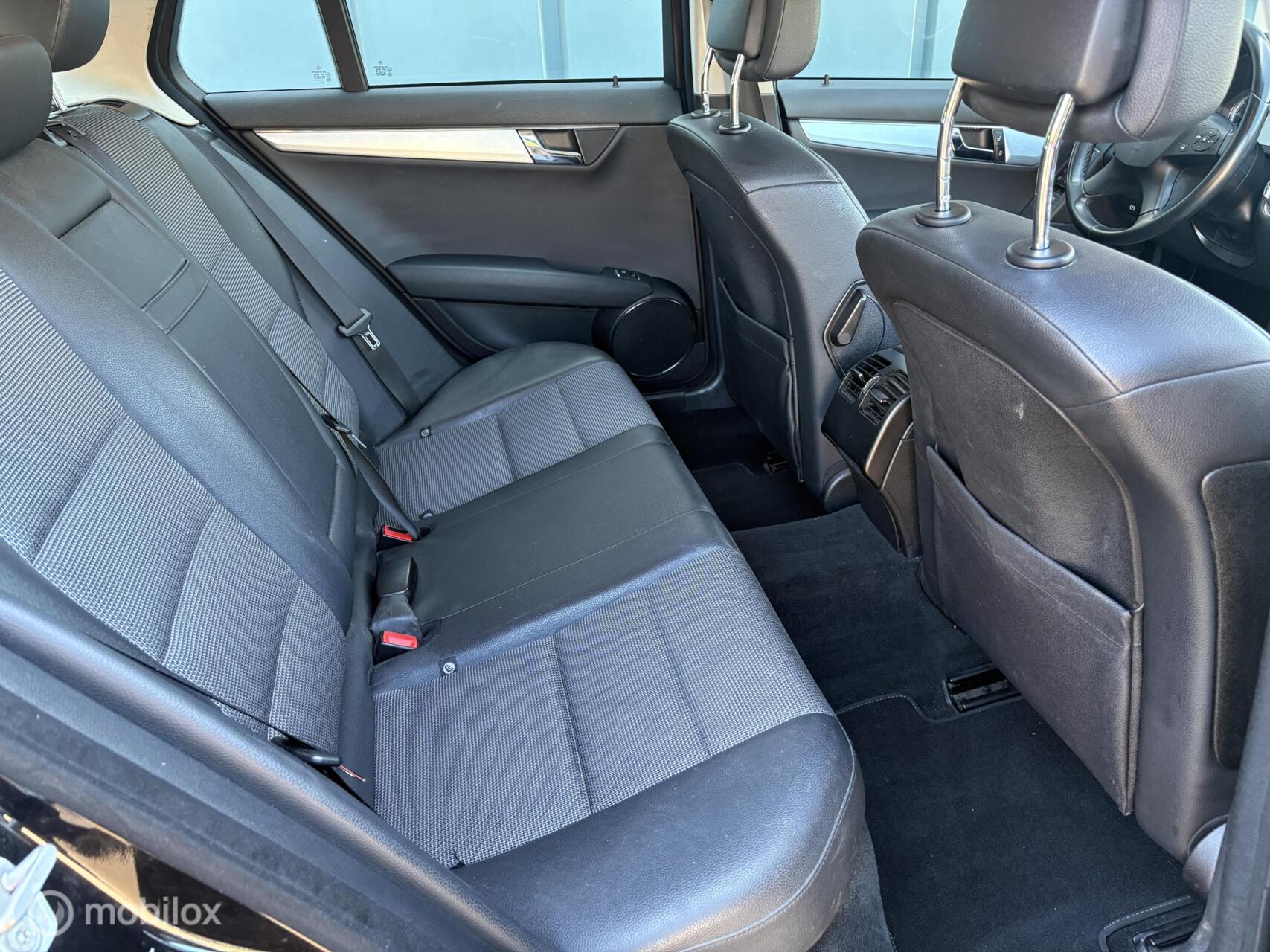Foto van Mercedes-Benz C 280
