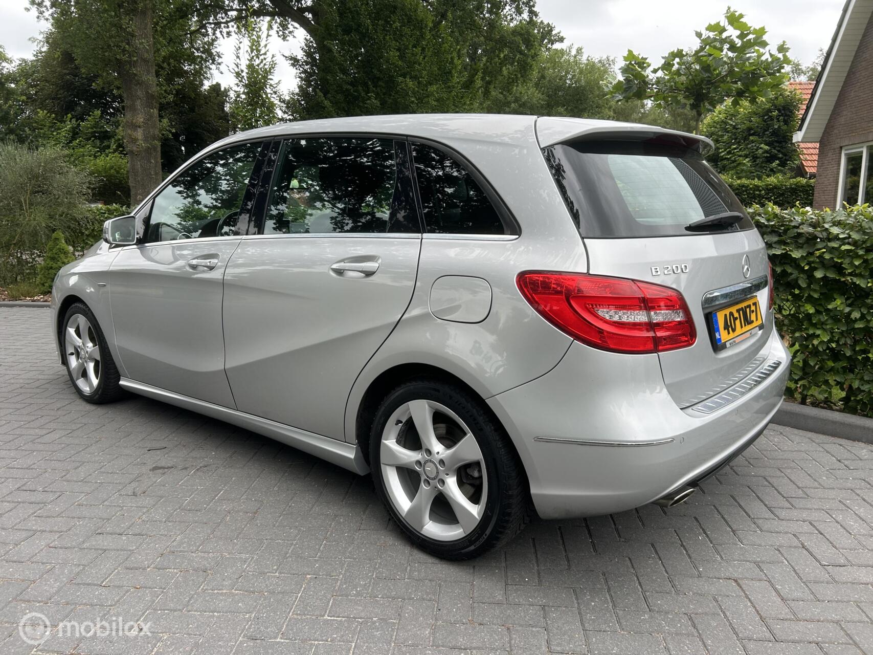 Foto van Mercedes-Benz B 200