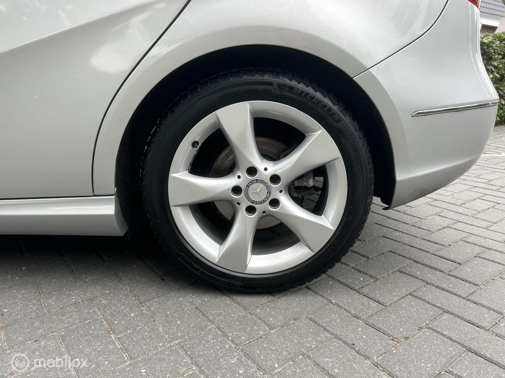 Foto van Mercedes-Benz B 200