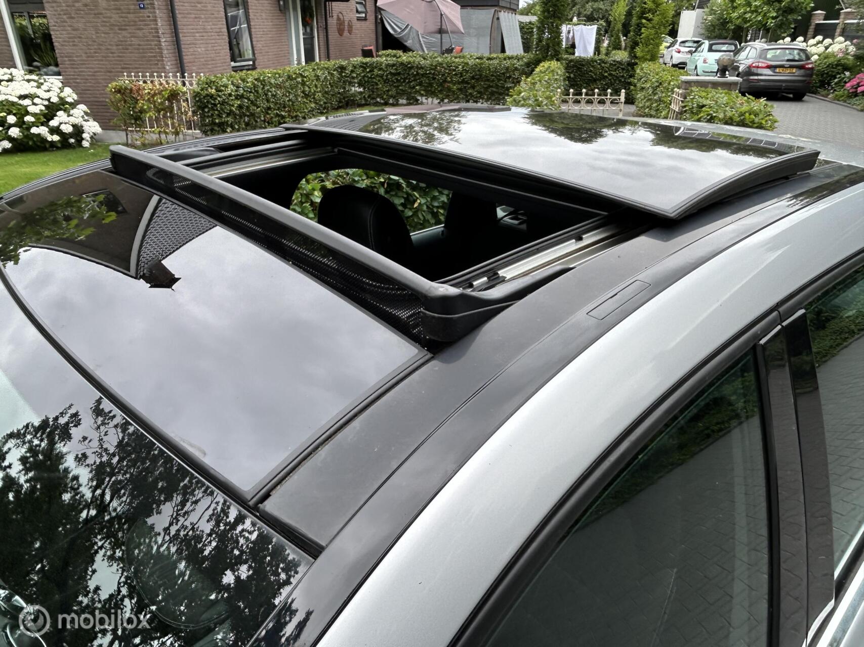 Foto van Mercedes-Benz B 200