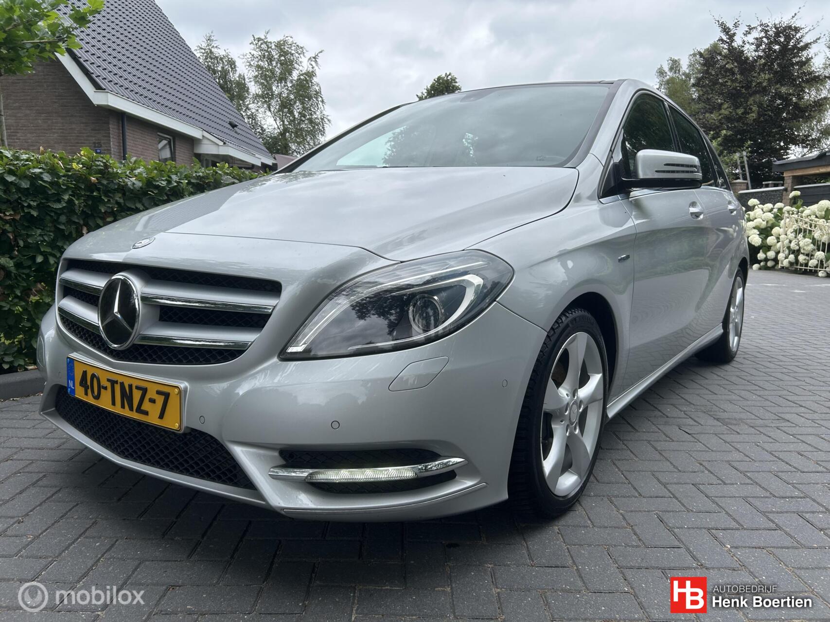 Foto van Mercedes-Benz B 200