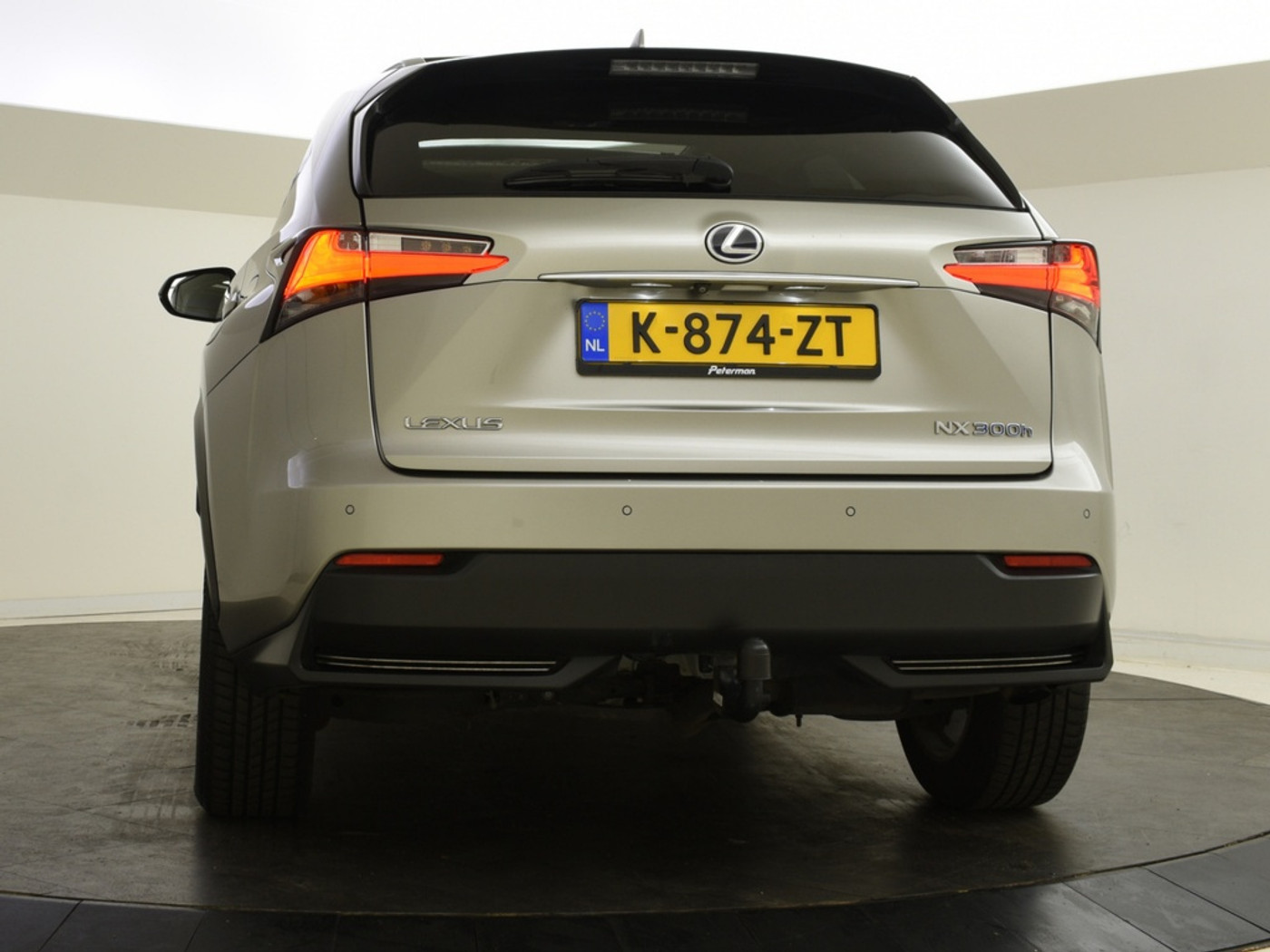 Foto van Lexus Lexus Nx300h