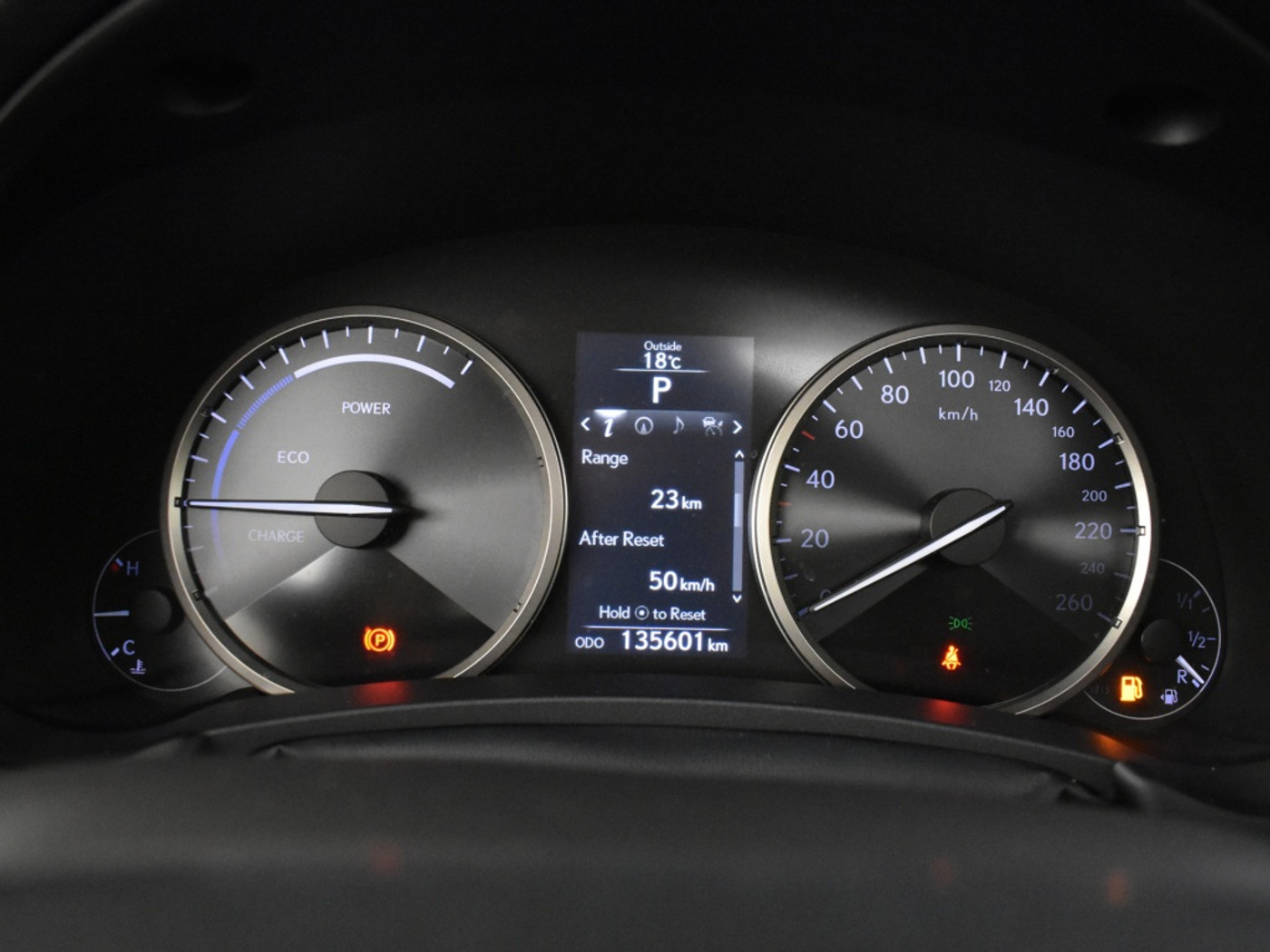 Foto van Lexus Lexus Nx300h