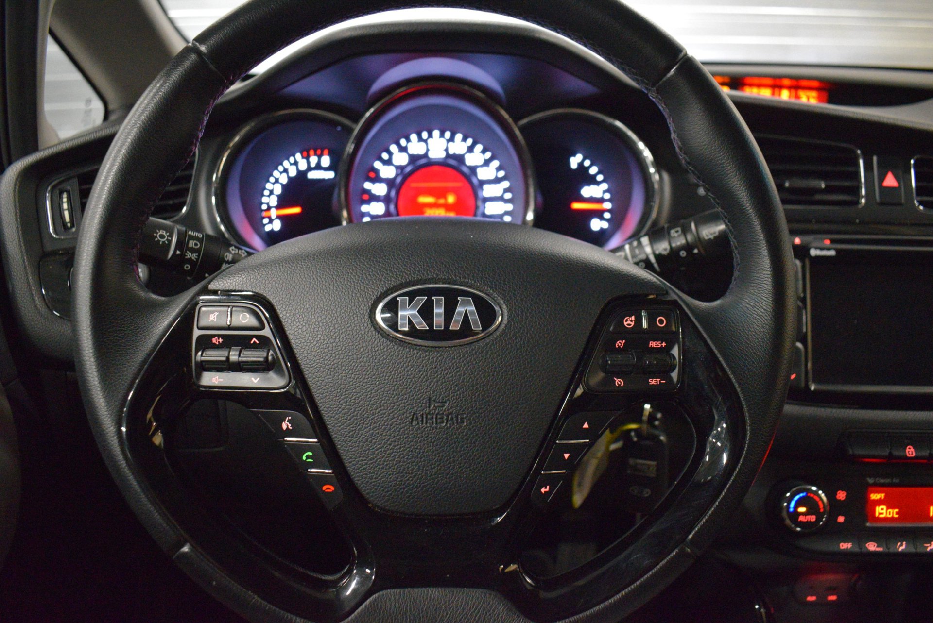 Foto van Kia Cee D