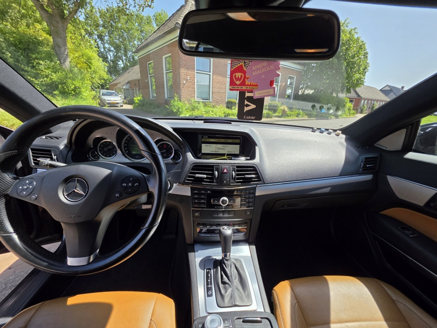 Foto van Mercedes-Benz E 350 CDI