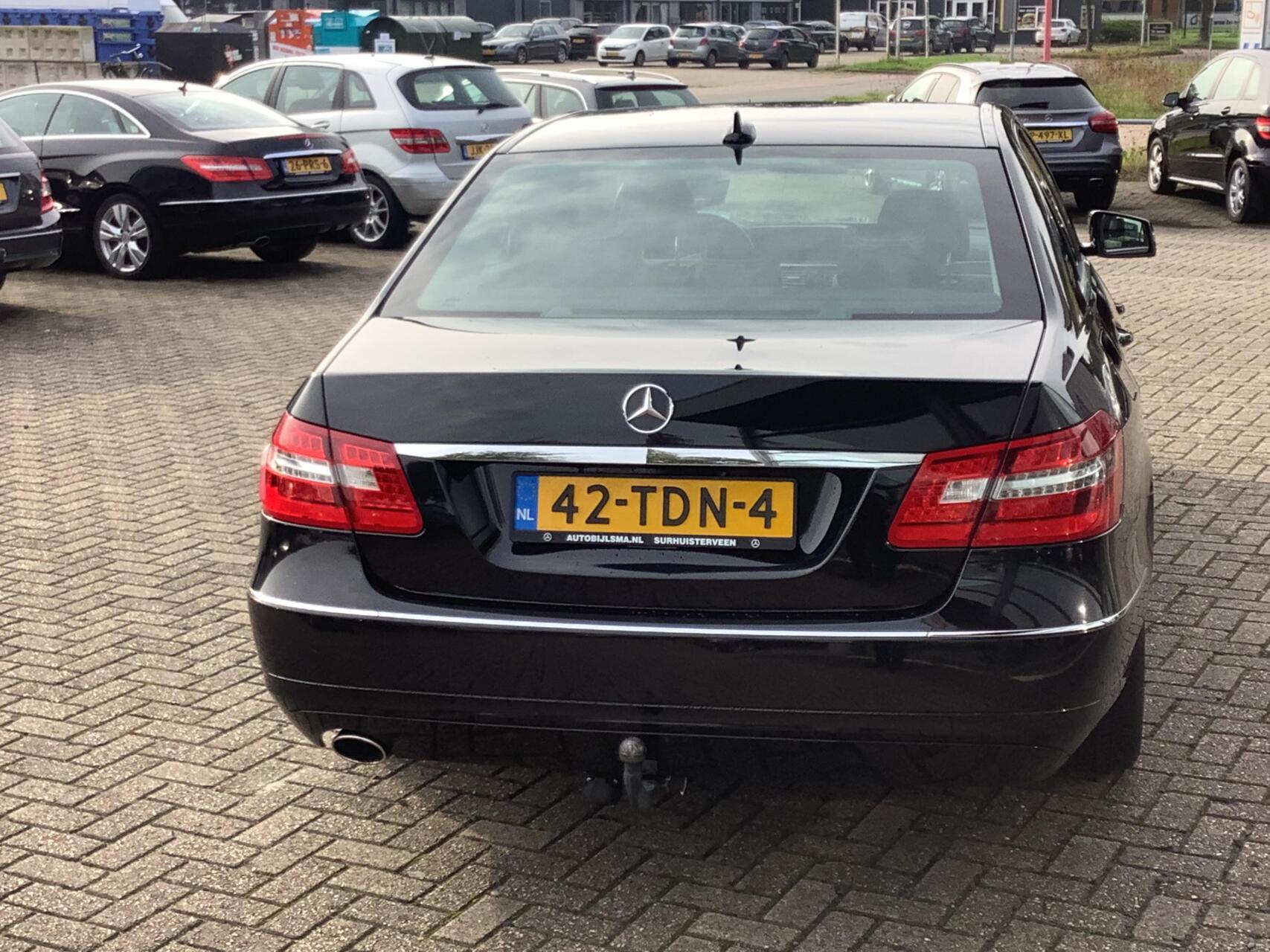 Foto van Mercedes-Benz E 200