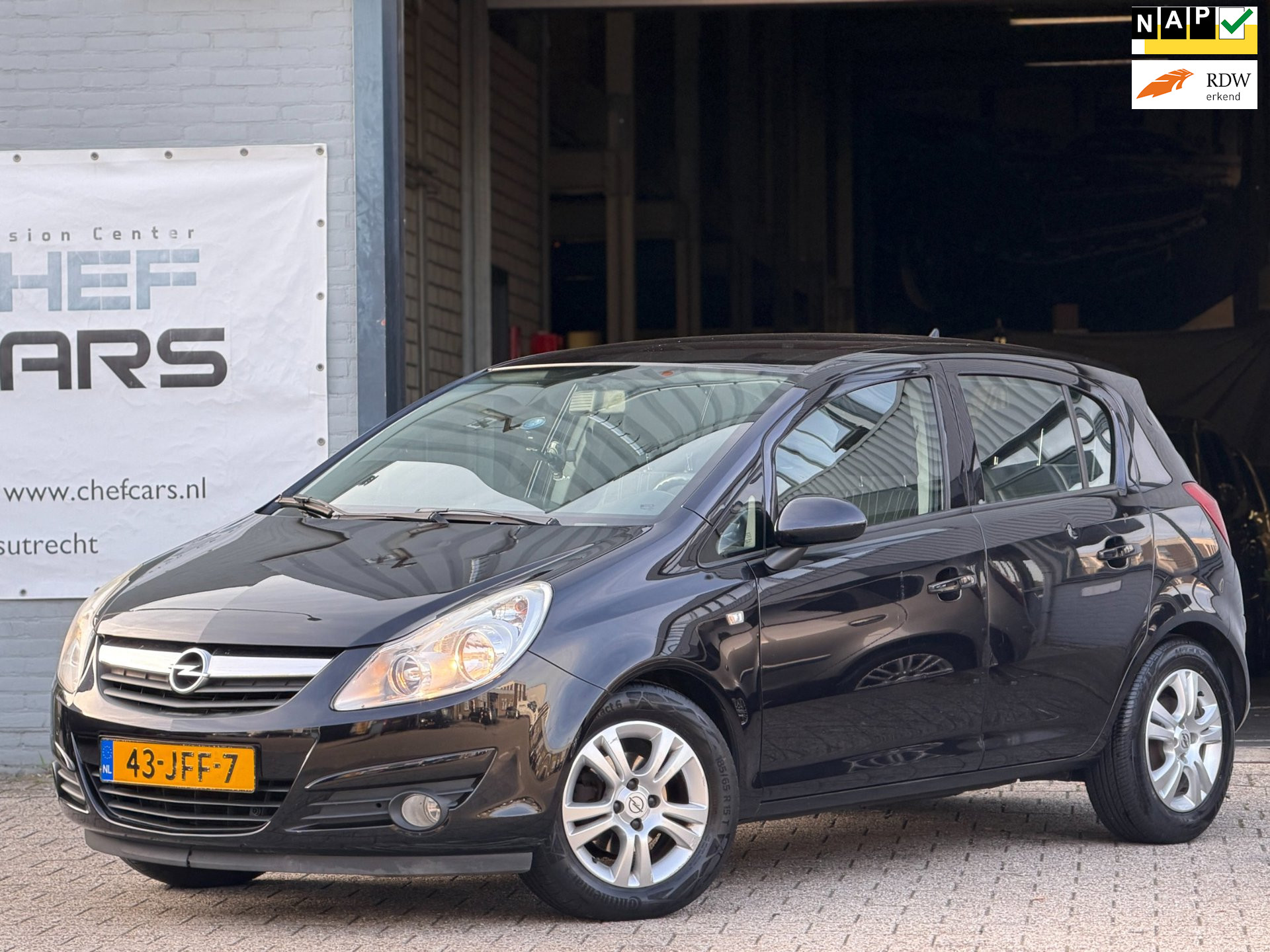 Opel Corsa 1.4|NAP|AIRCO|CRUISE|5DEURS|3EIGENAAR|BOEKJES! 2009 - voorkant