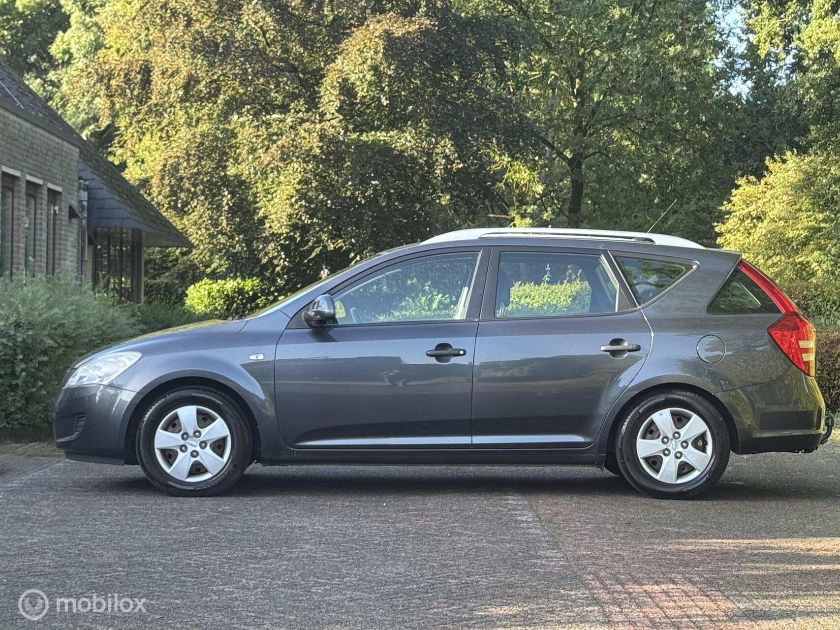 Foto van Kia Cee D
