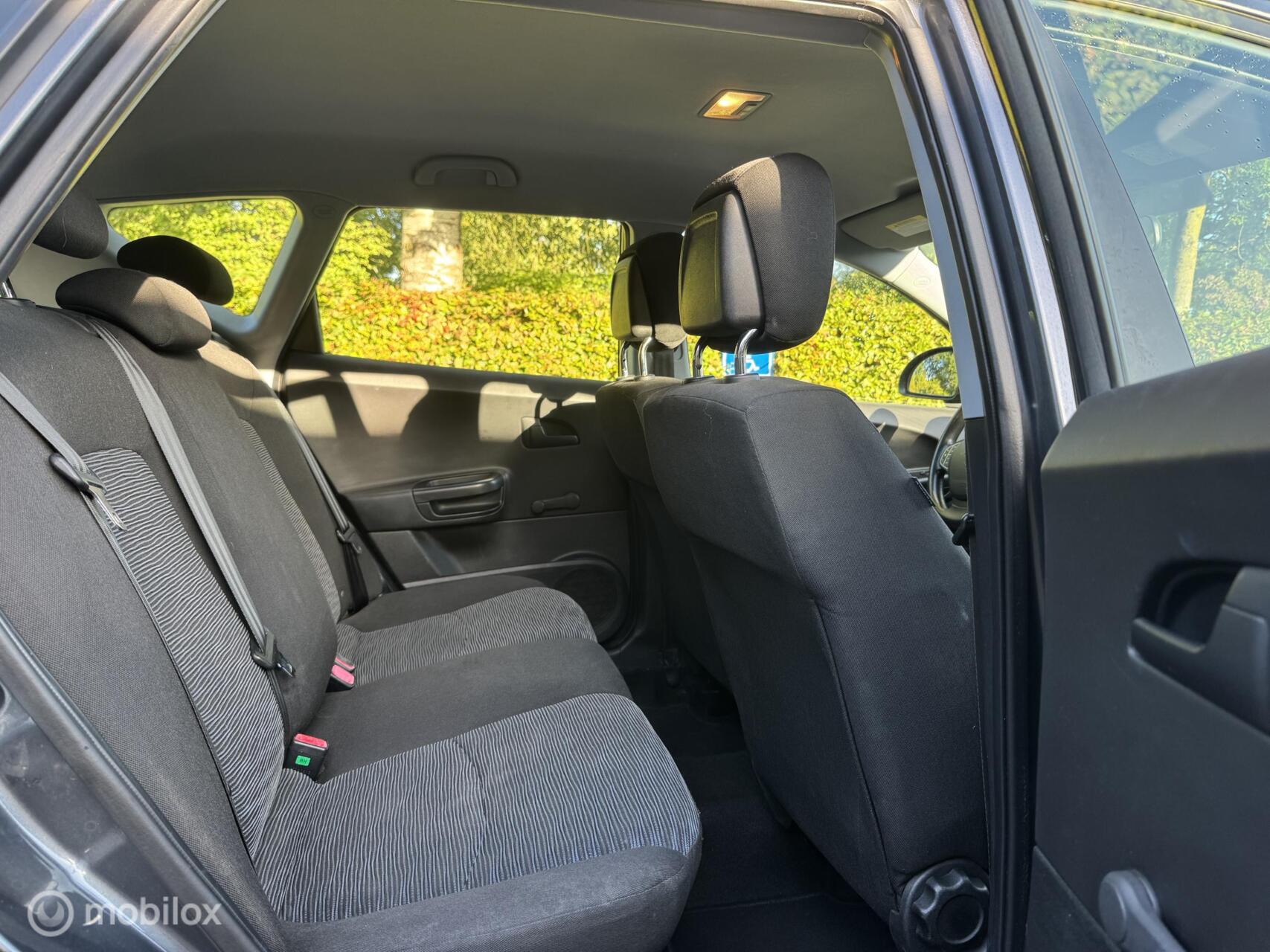 Foto van Kia Cee D