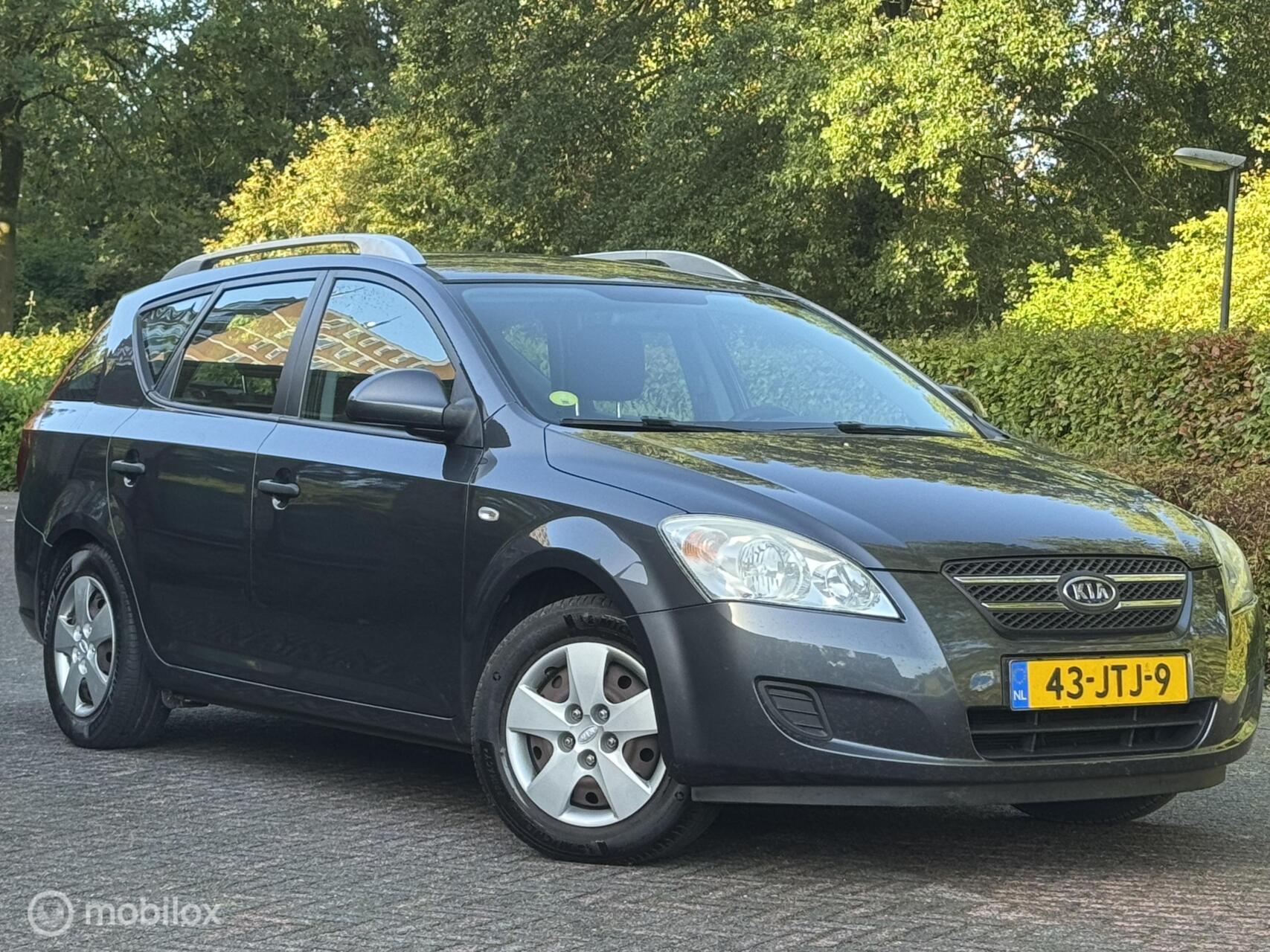 Foto van Kia Cee D