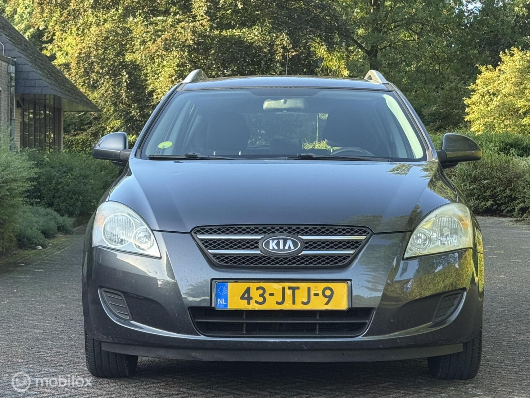 Foto van Kia Cee D