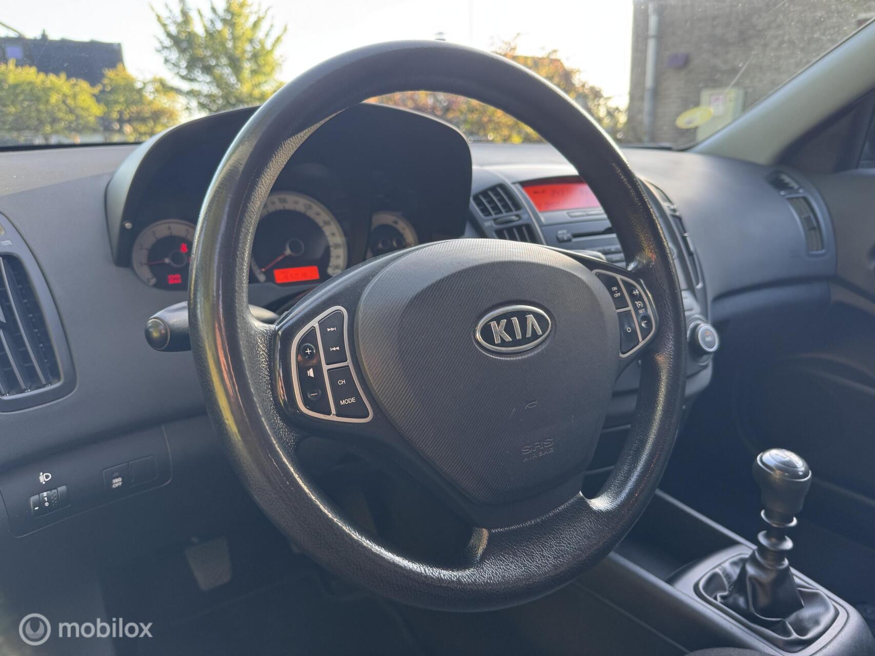 Foto van Kia Cee D
