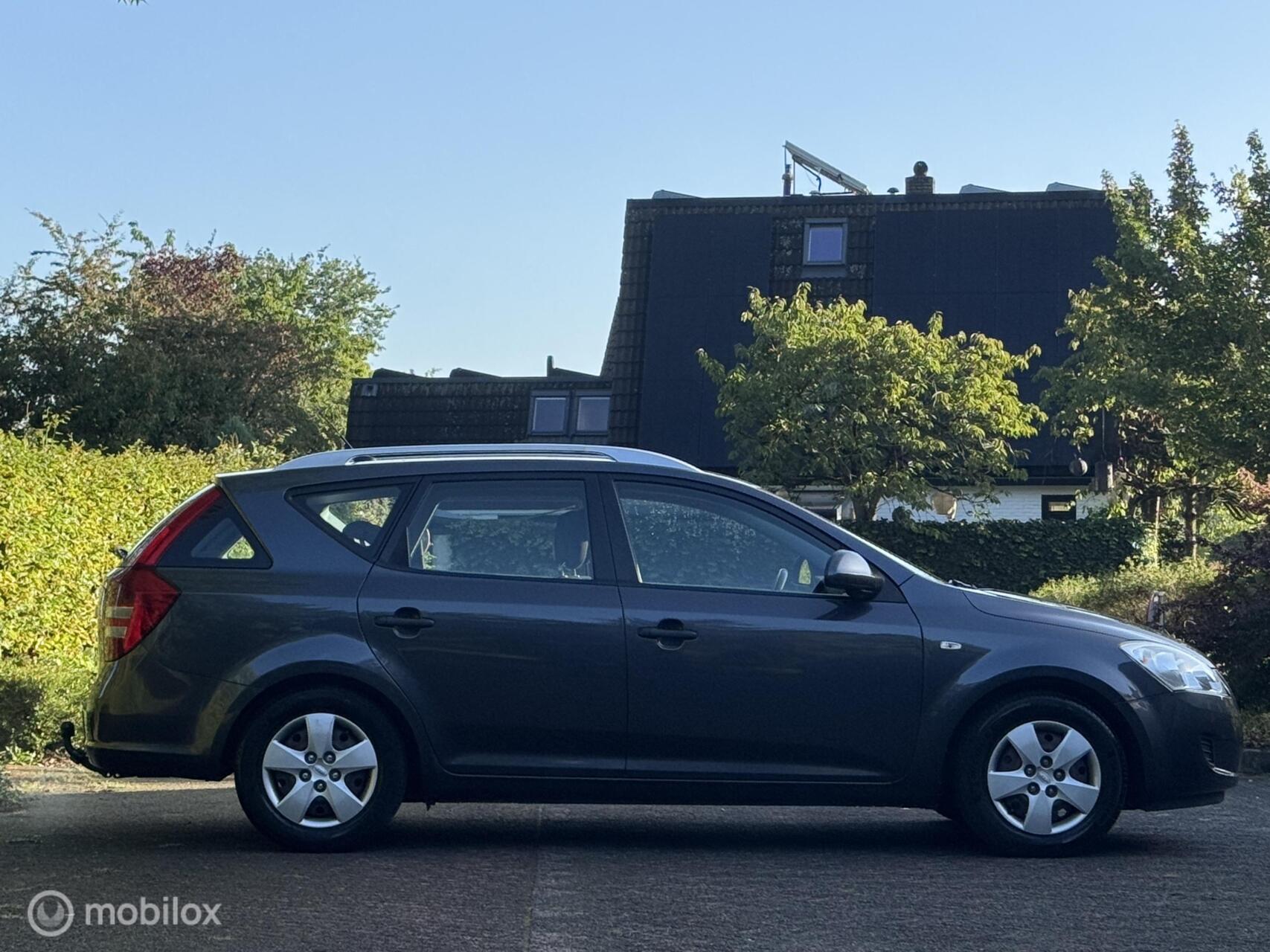 Foto van Kia Cee D