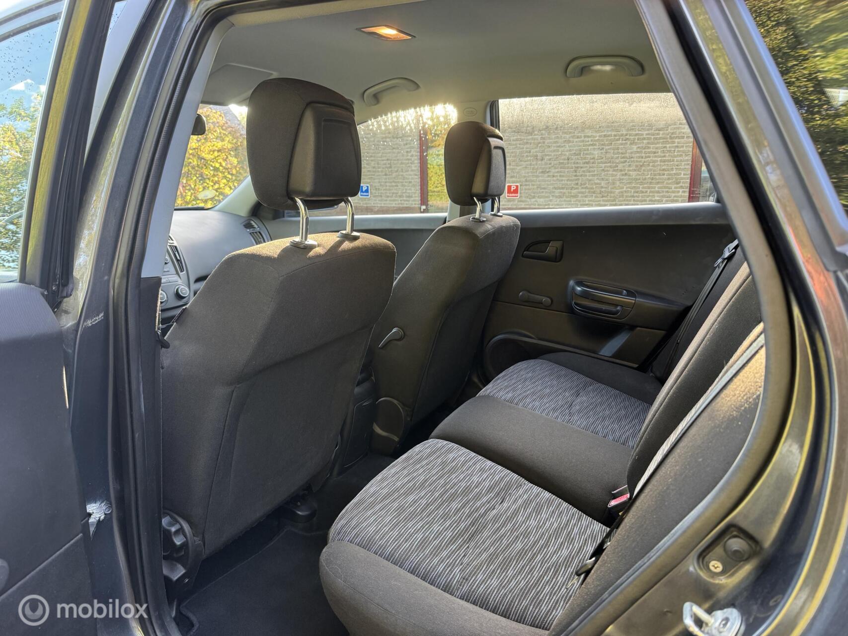 Foto van Kia Cee D