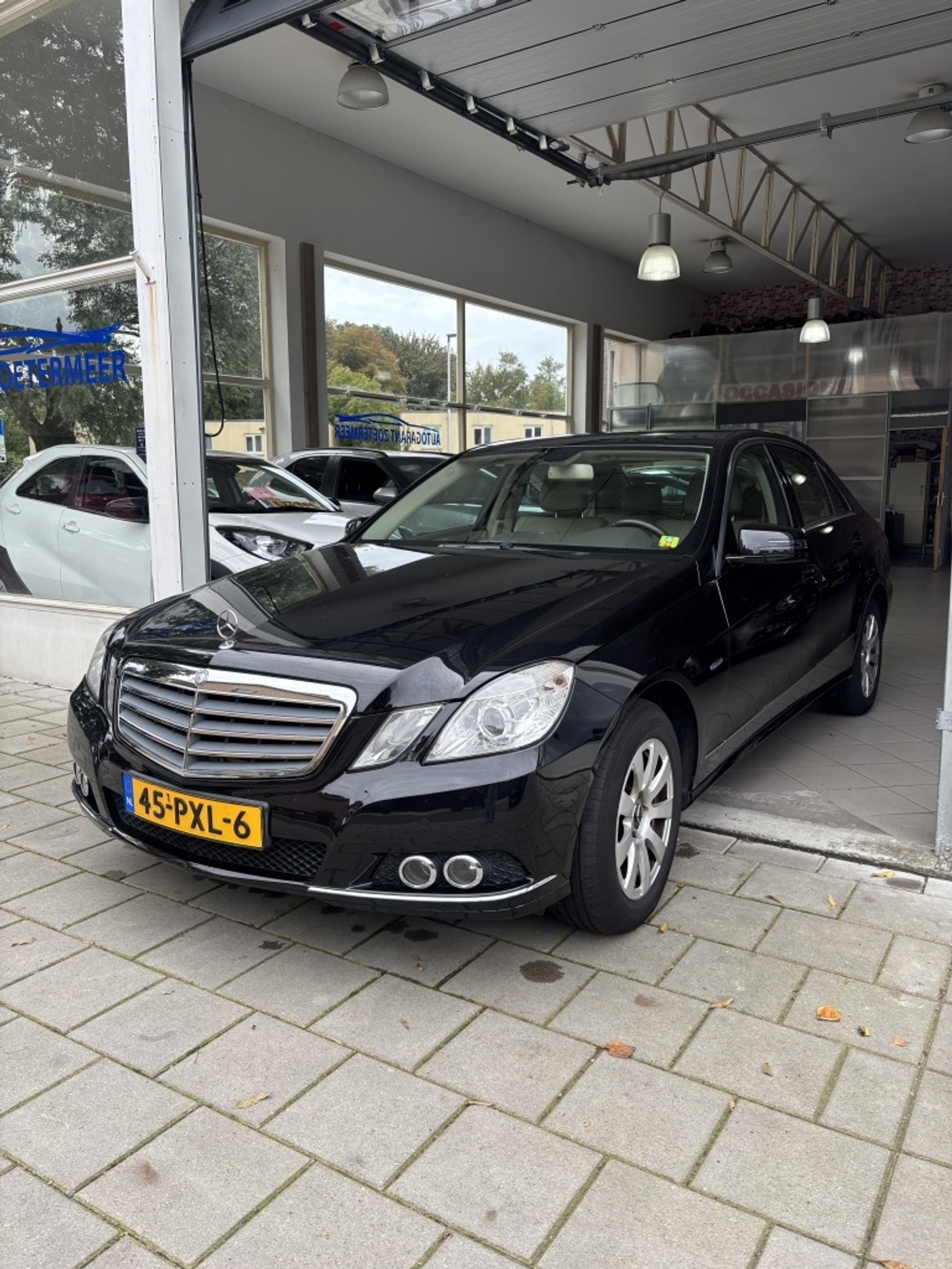 Foto van Mercedes-Benz E 200 Cgi