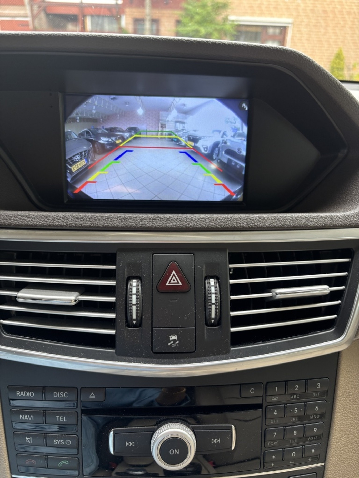 Foto van Mercedes-Benz E 200 Cgi