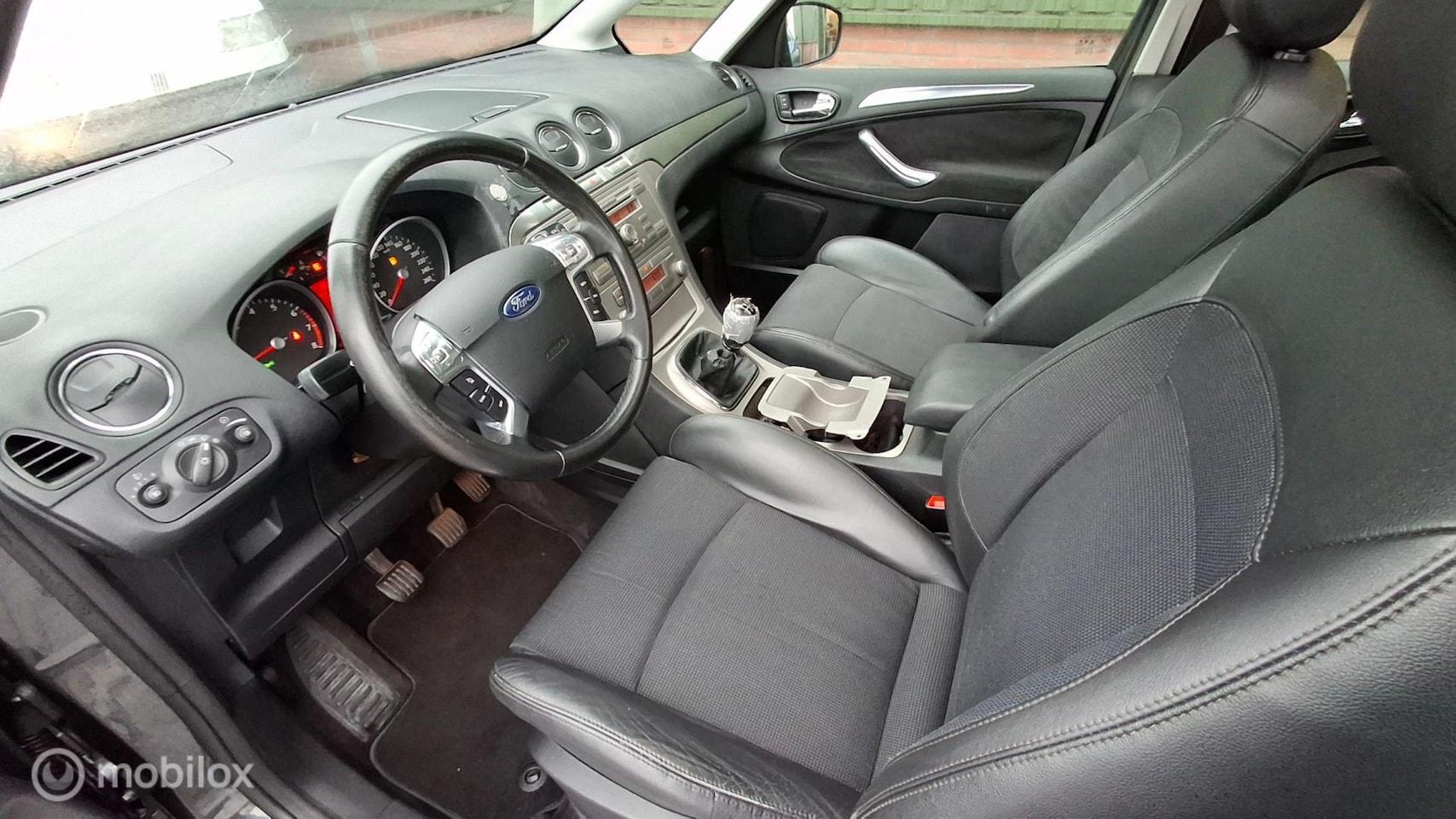 Foto van Ford S-max