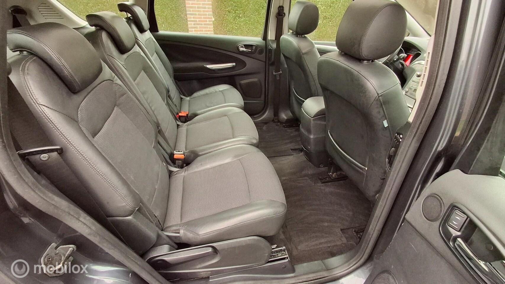 Foto van Ford S-max