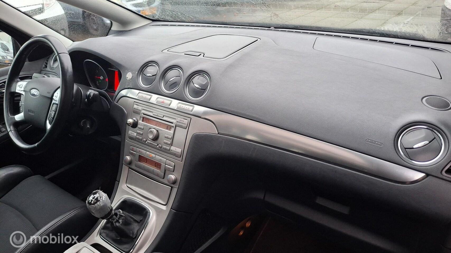 Foto van Ford S-max