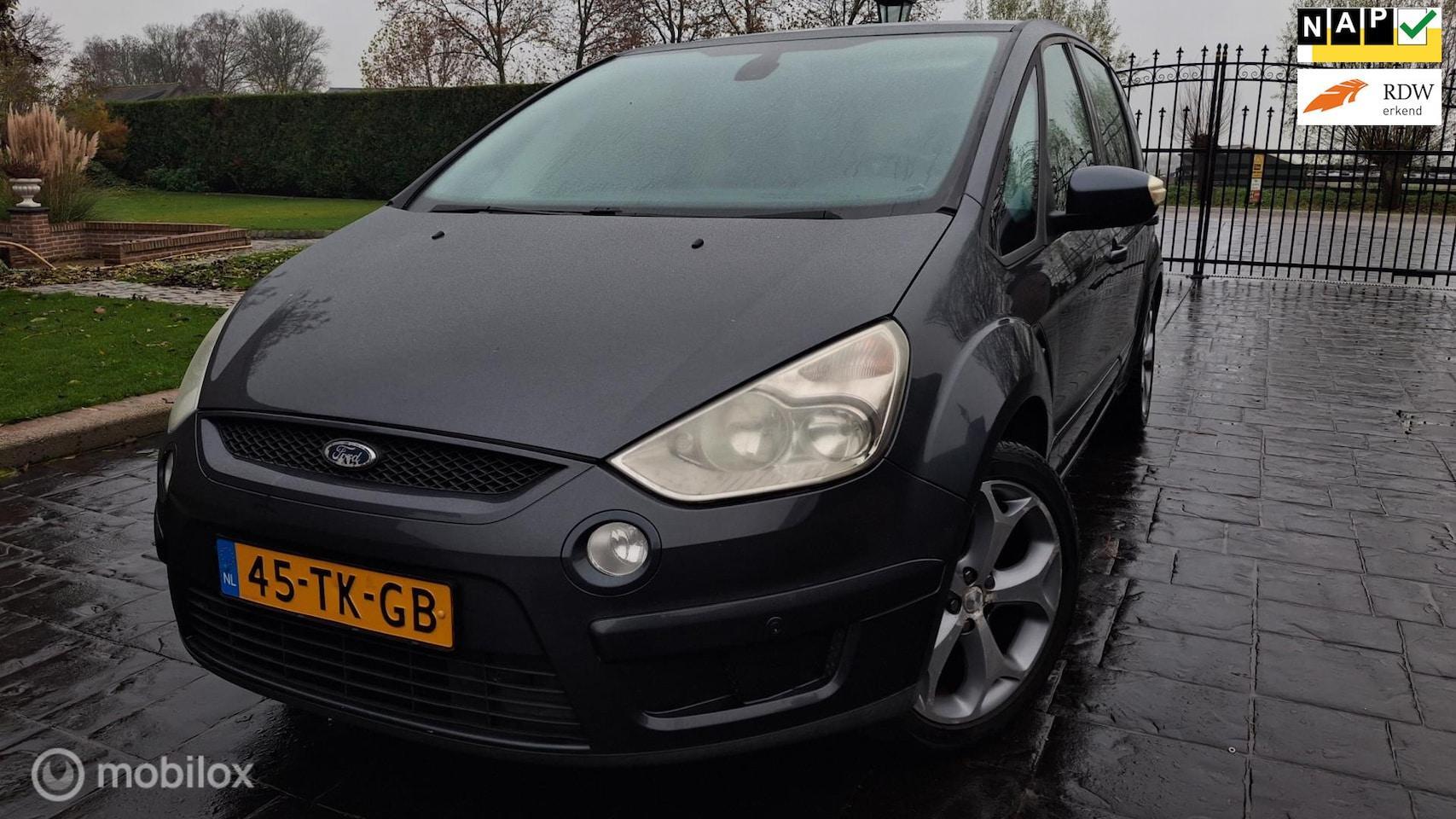 Ford S-max 2.0-16V 7 persoons ECC PDC Iruil Mogelijk 2006 - voorkant