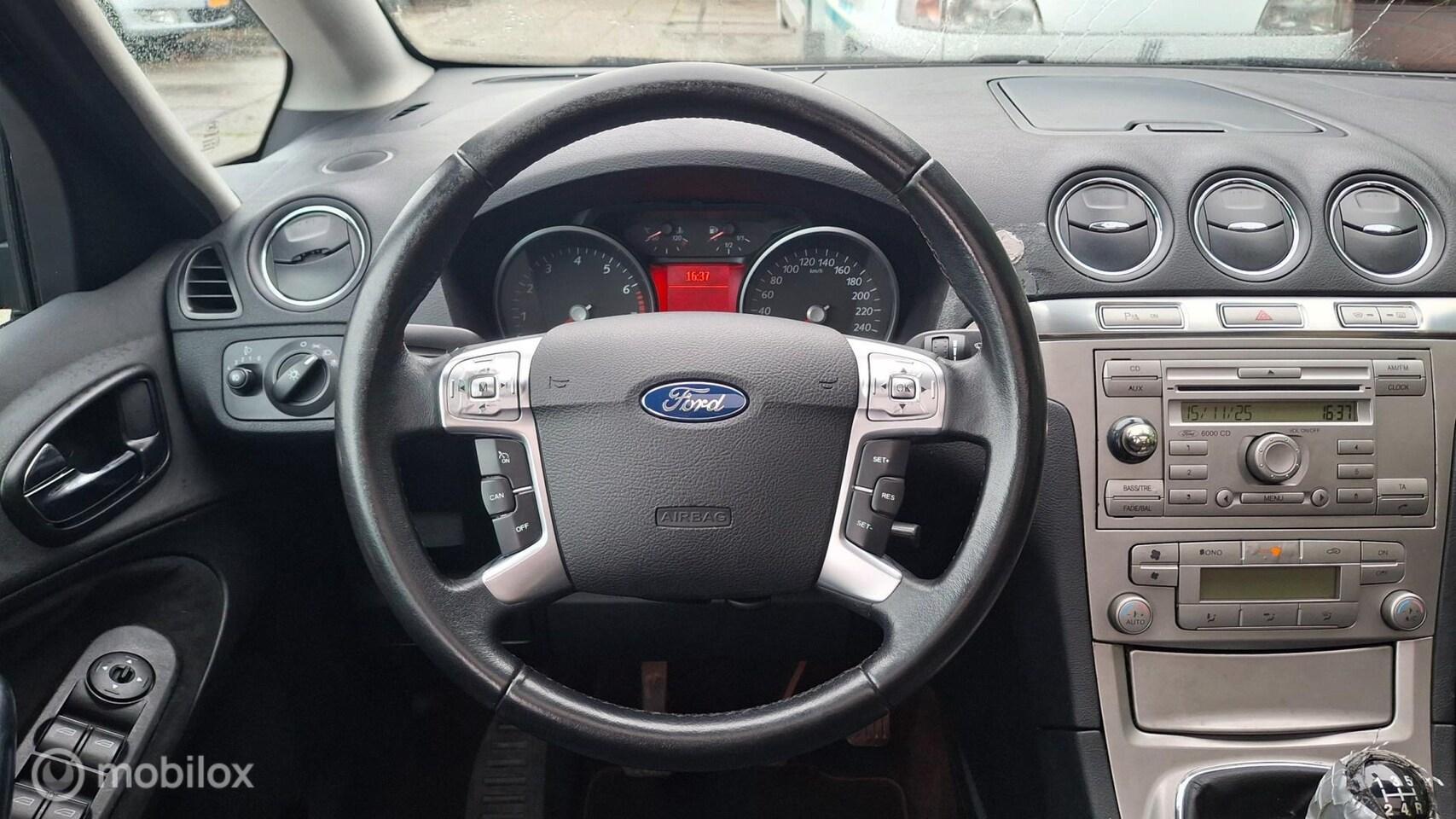 Foto van Ford S-max