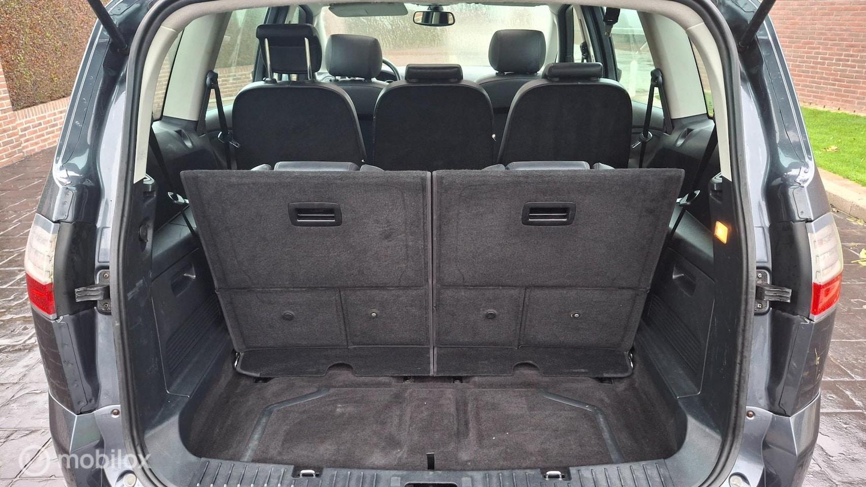 Foto van Ford S-max