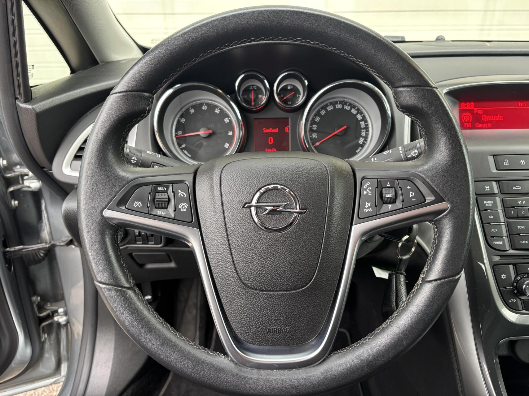 Foto van Opel Astra Notchback