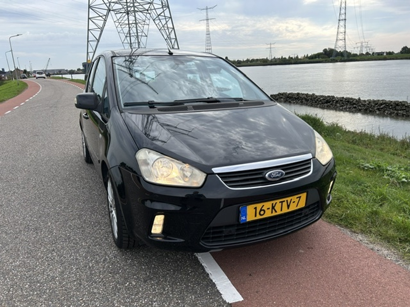 Foto van Ford C-max