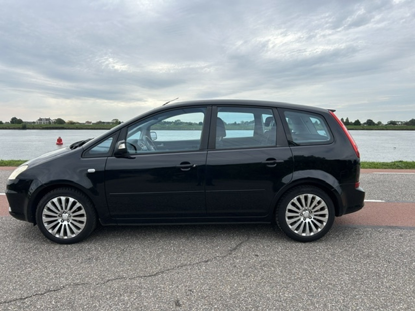 Foto van Ford C-max
