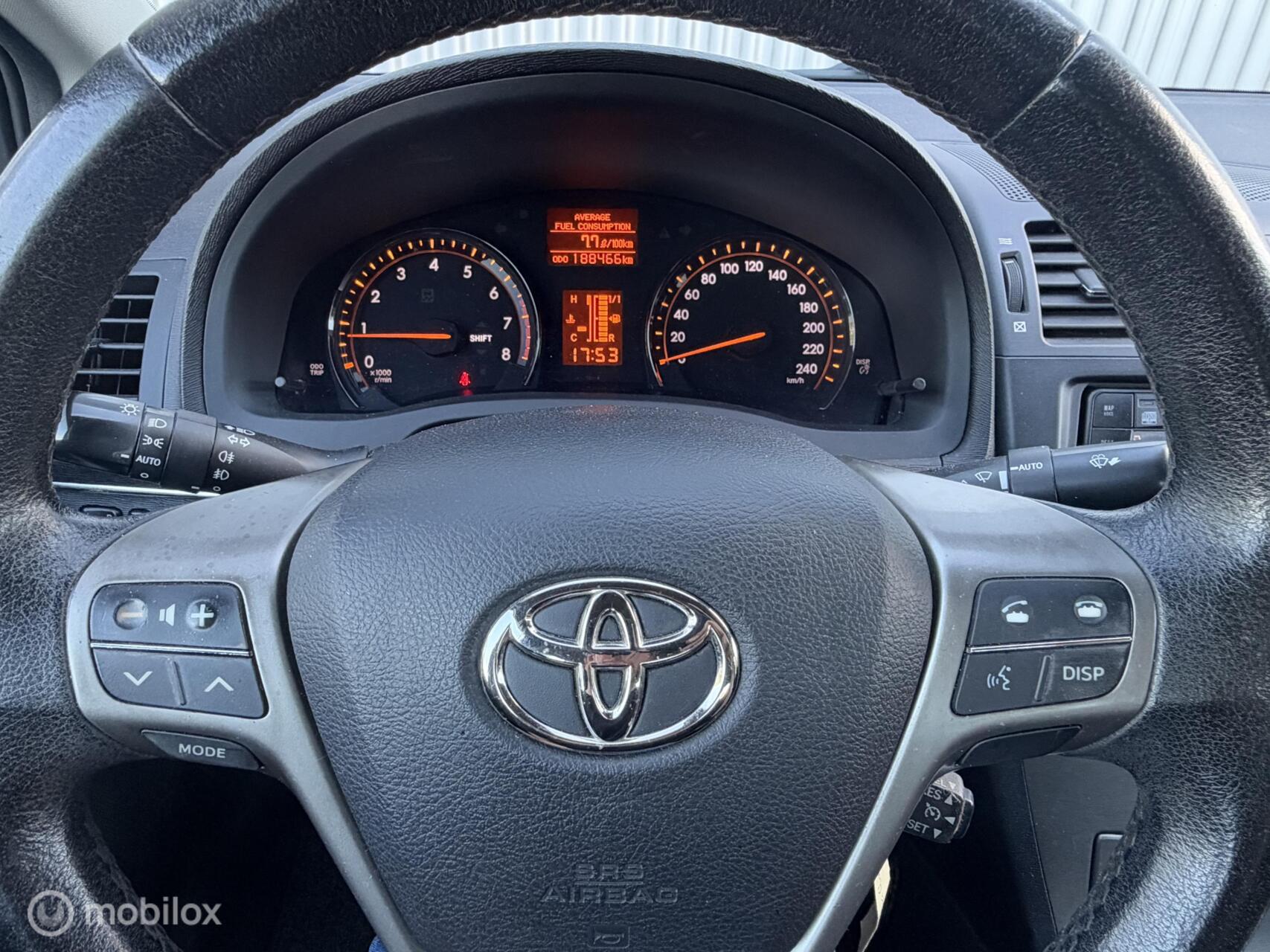 Foto van Toyota Toyota Avensis