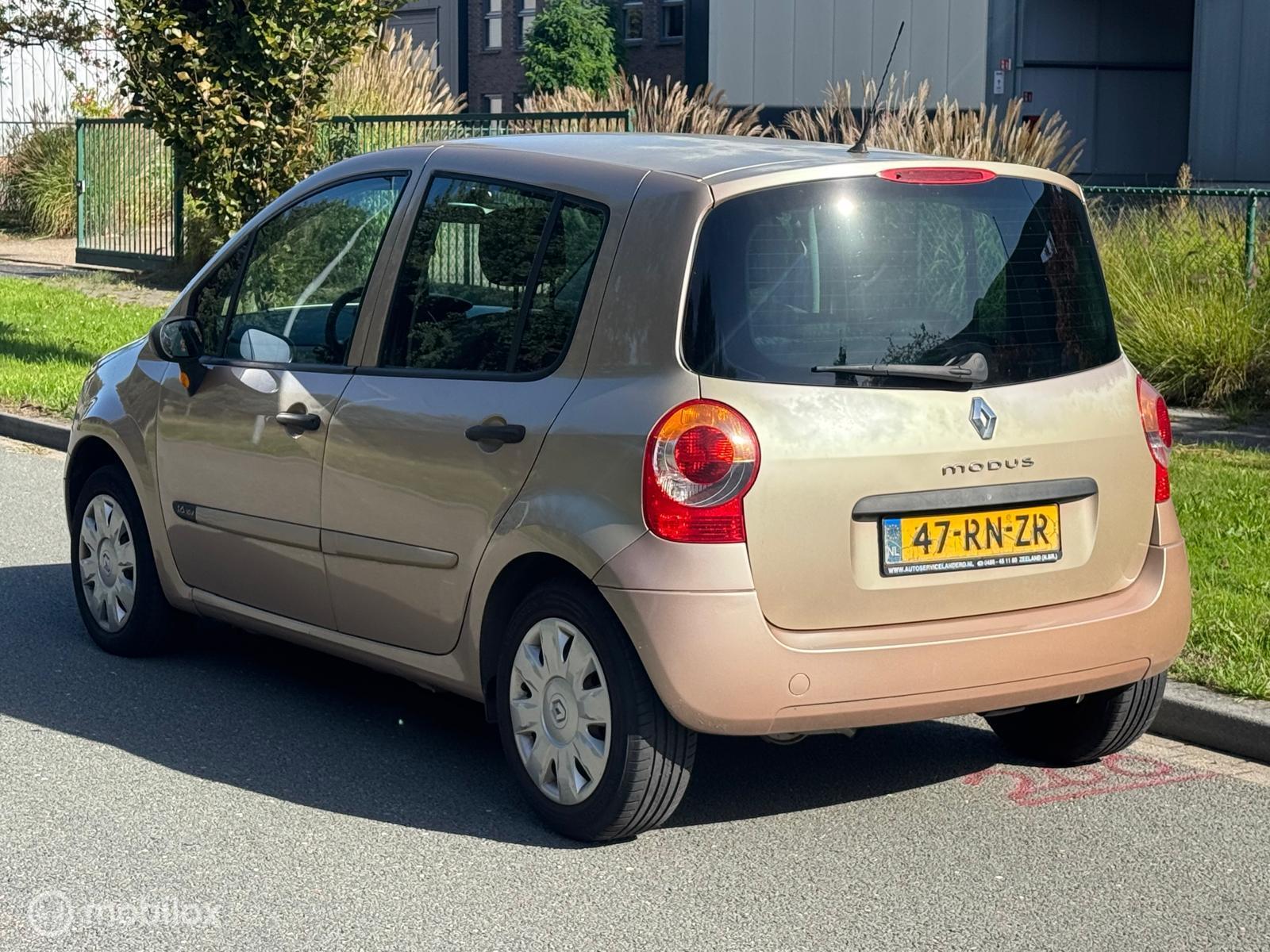 Foto van Renault Modus