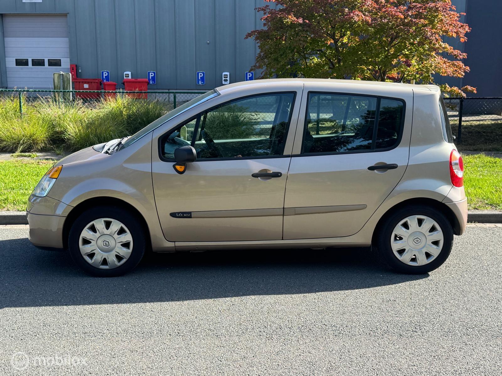 Foto van Renault Modus