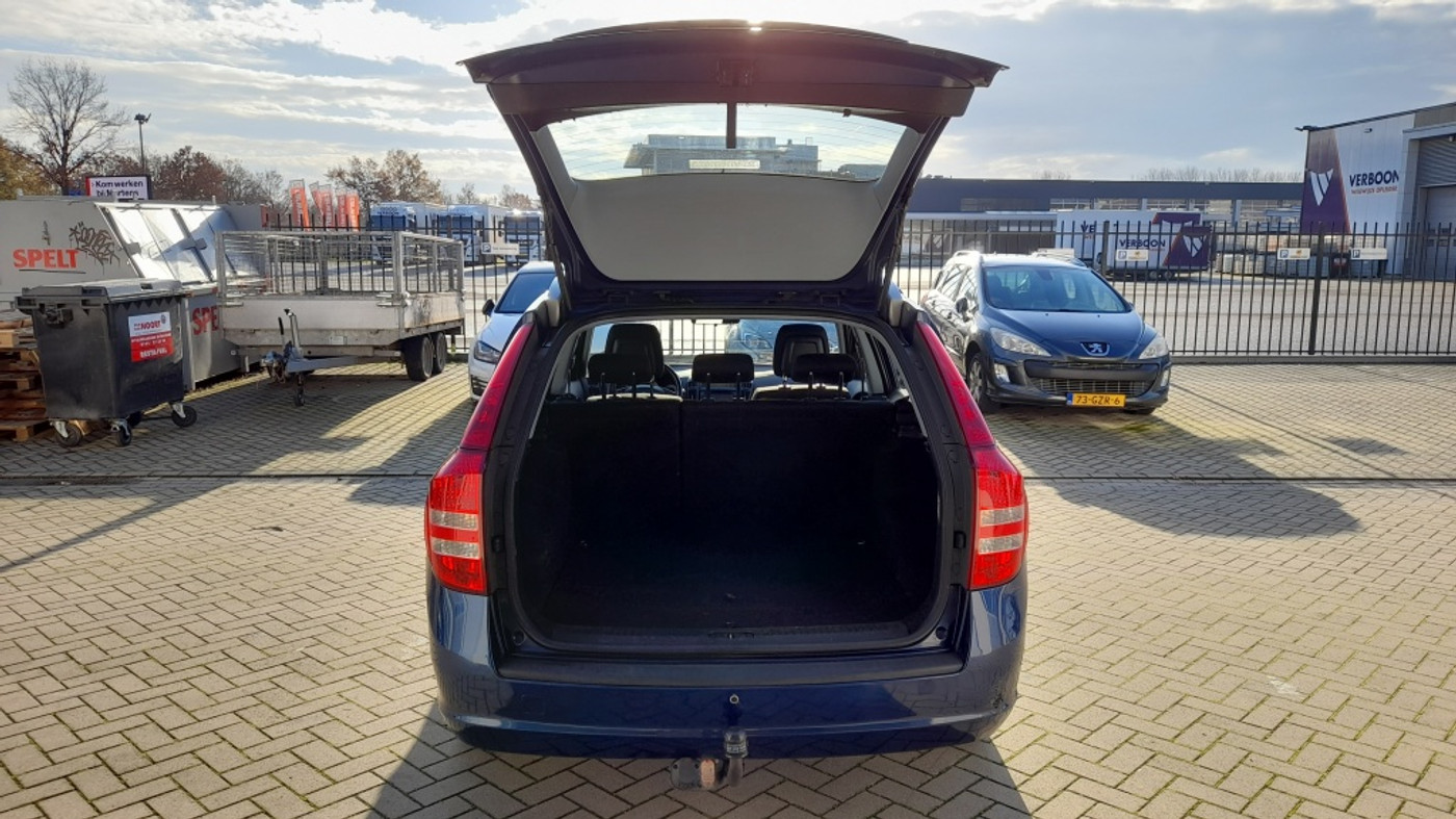Foto van Kia Cee D