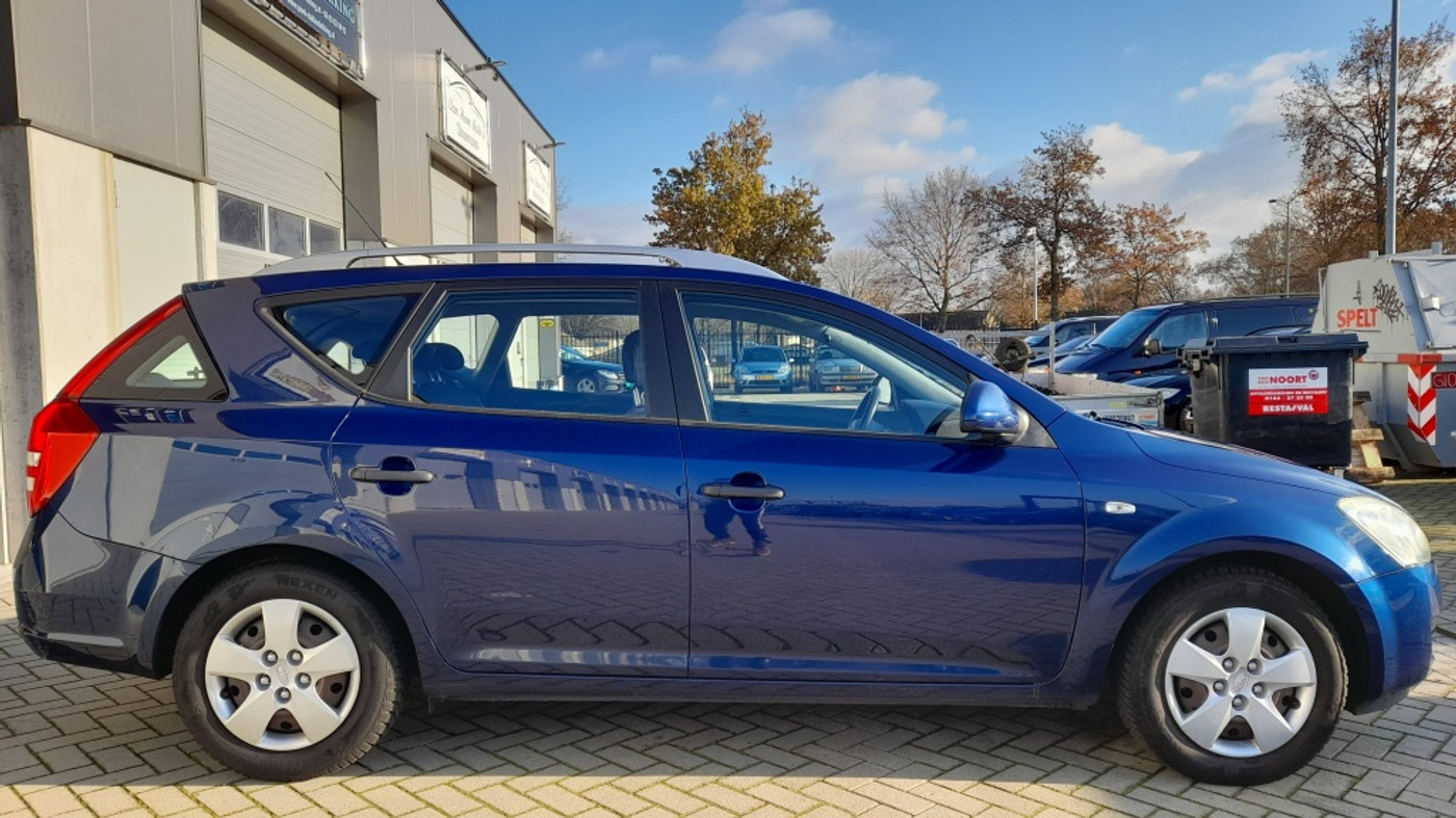 Foto van Kia Cee D