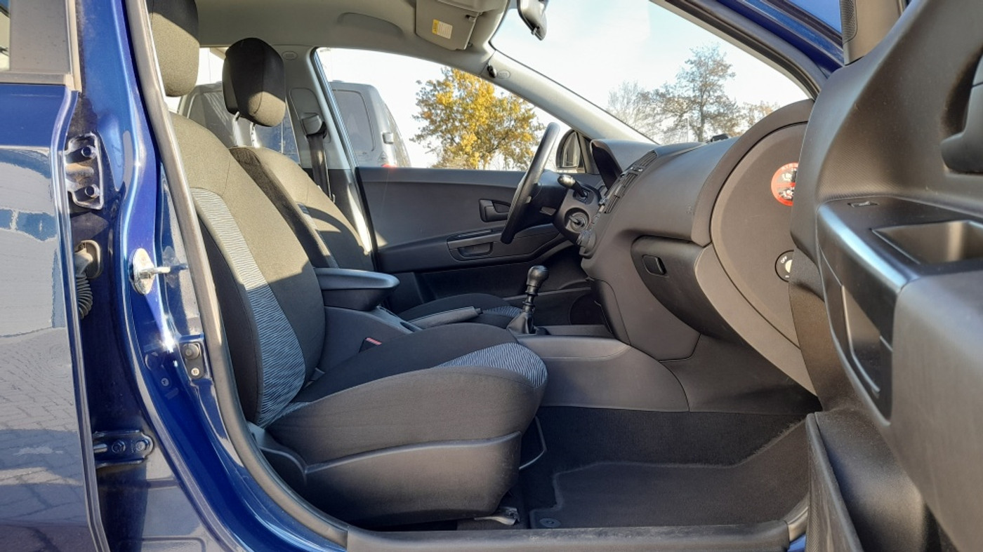 Foto van Kia Cee D