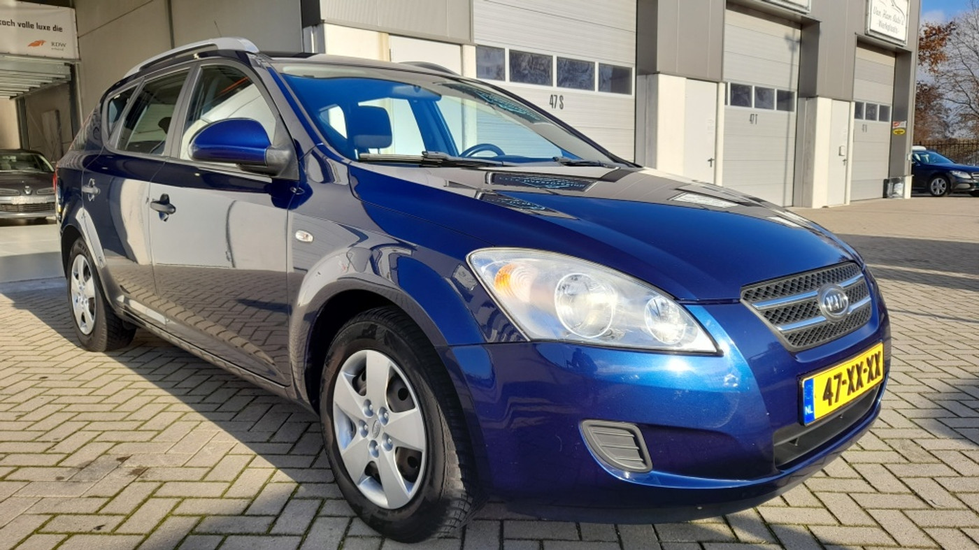 Foto van Kia Cee D