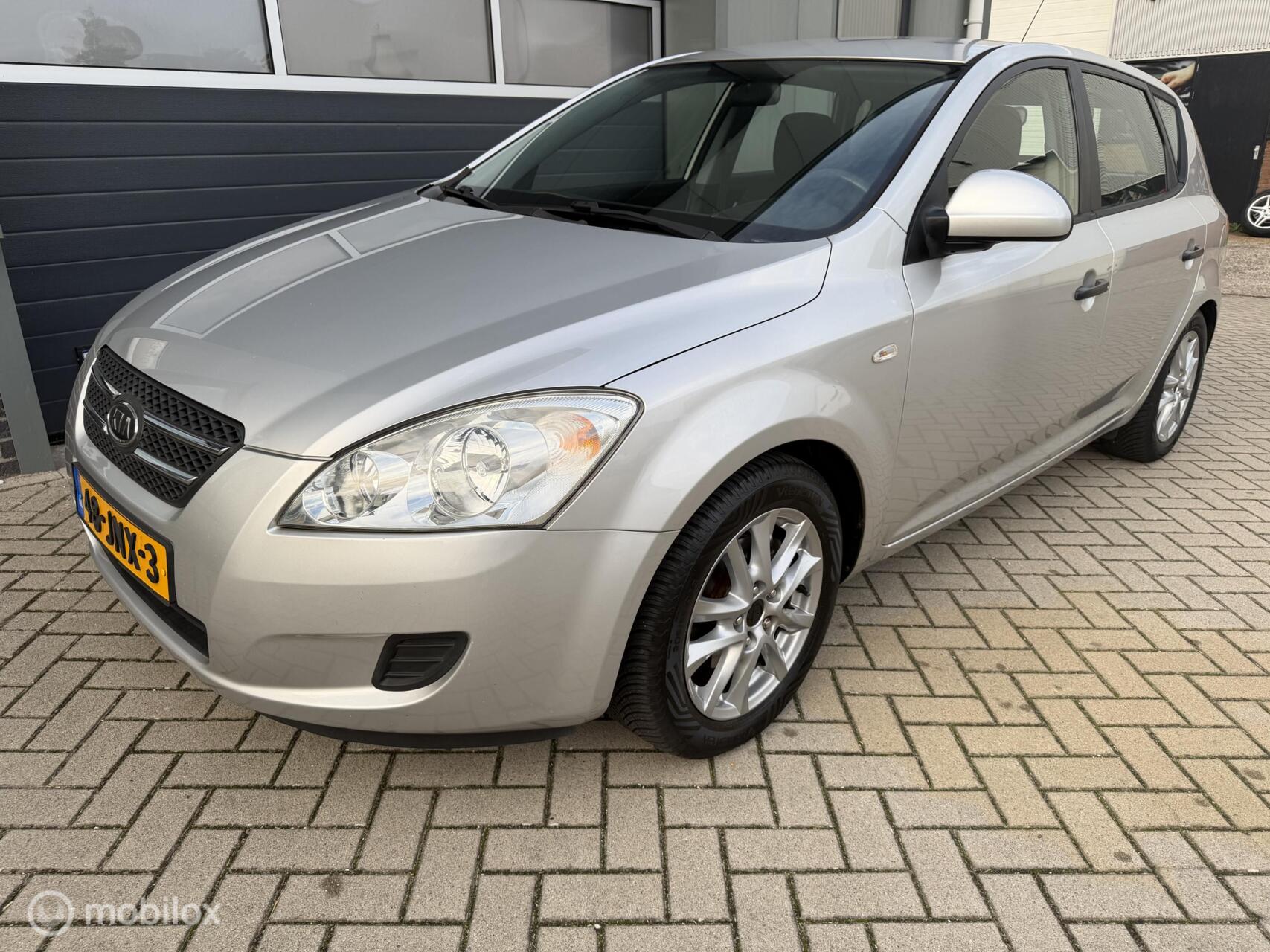Foto van Kia Cee D