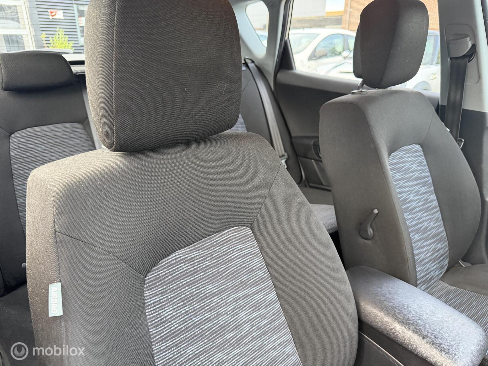 Foto van Kia Cee D