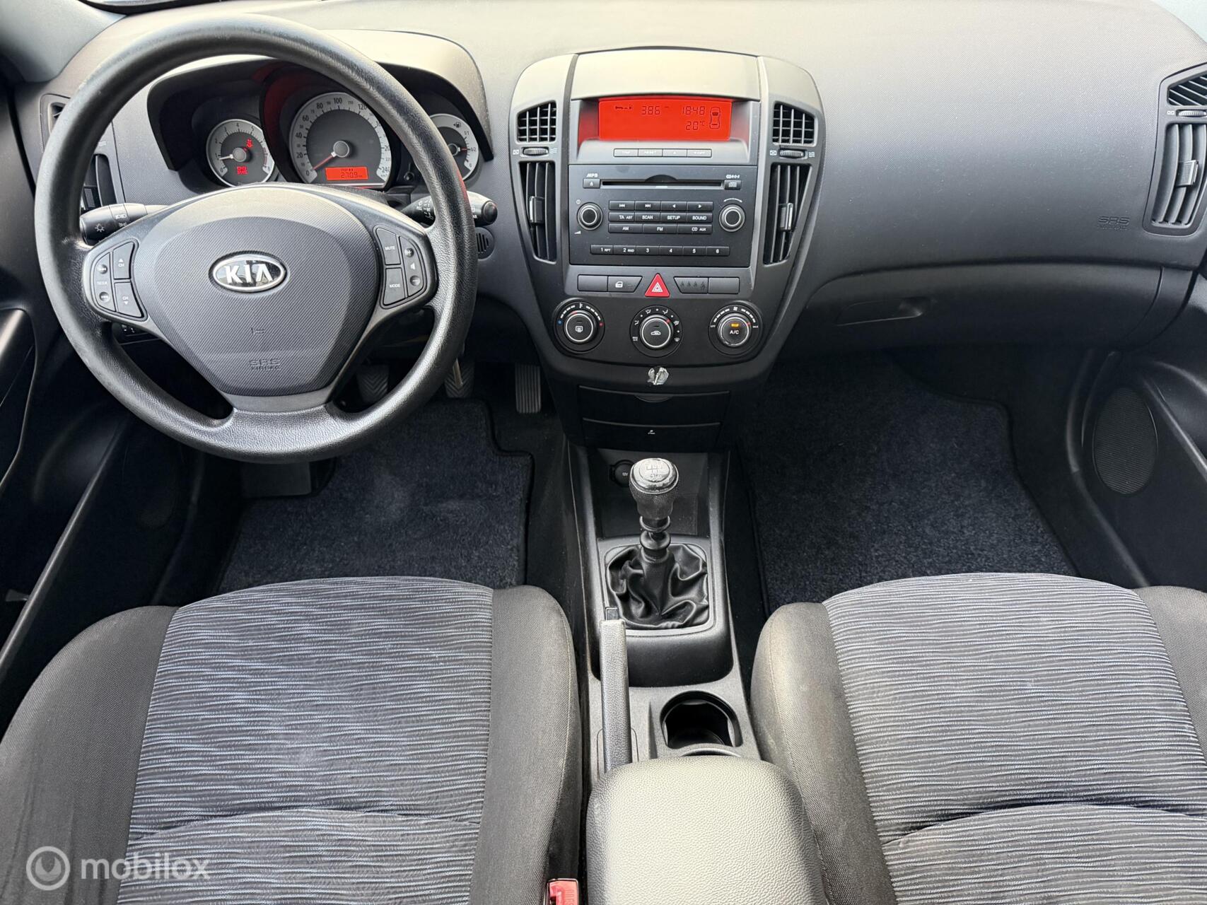 Foto van Kia Cee D