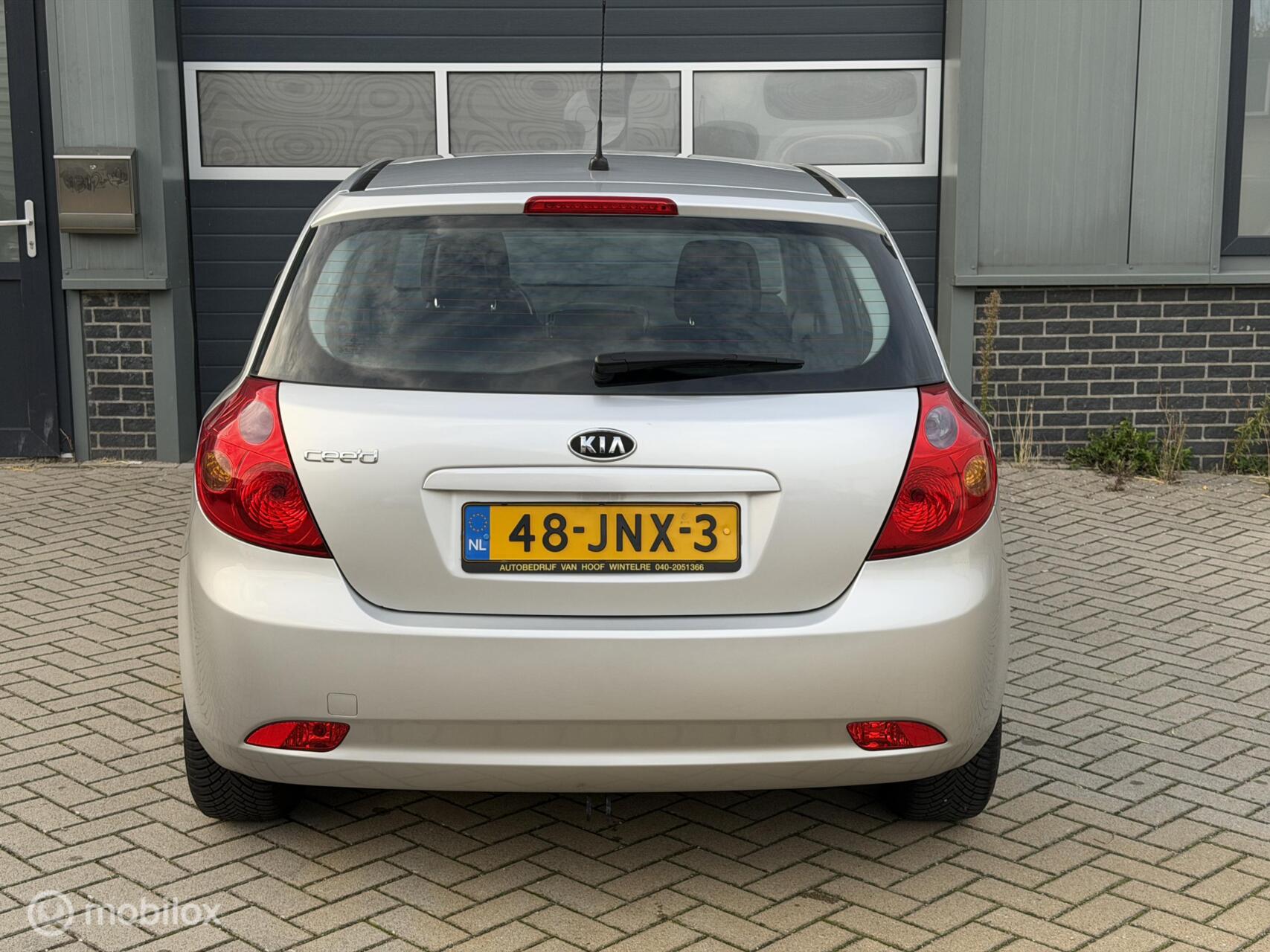 Foto van Kia Cee D