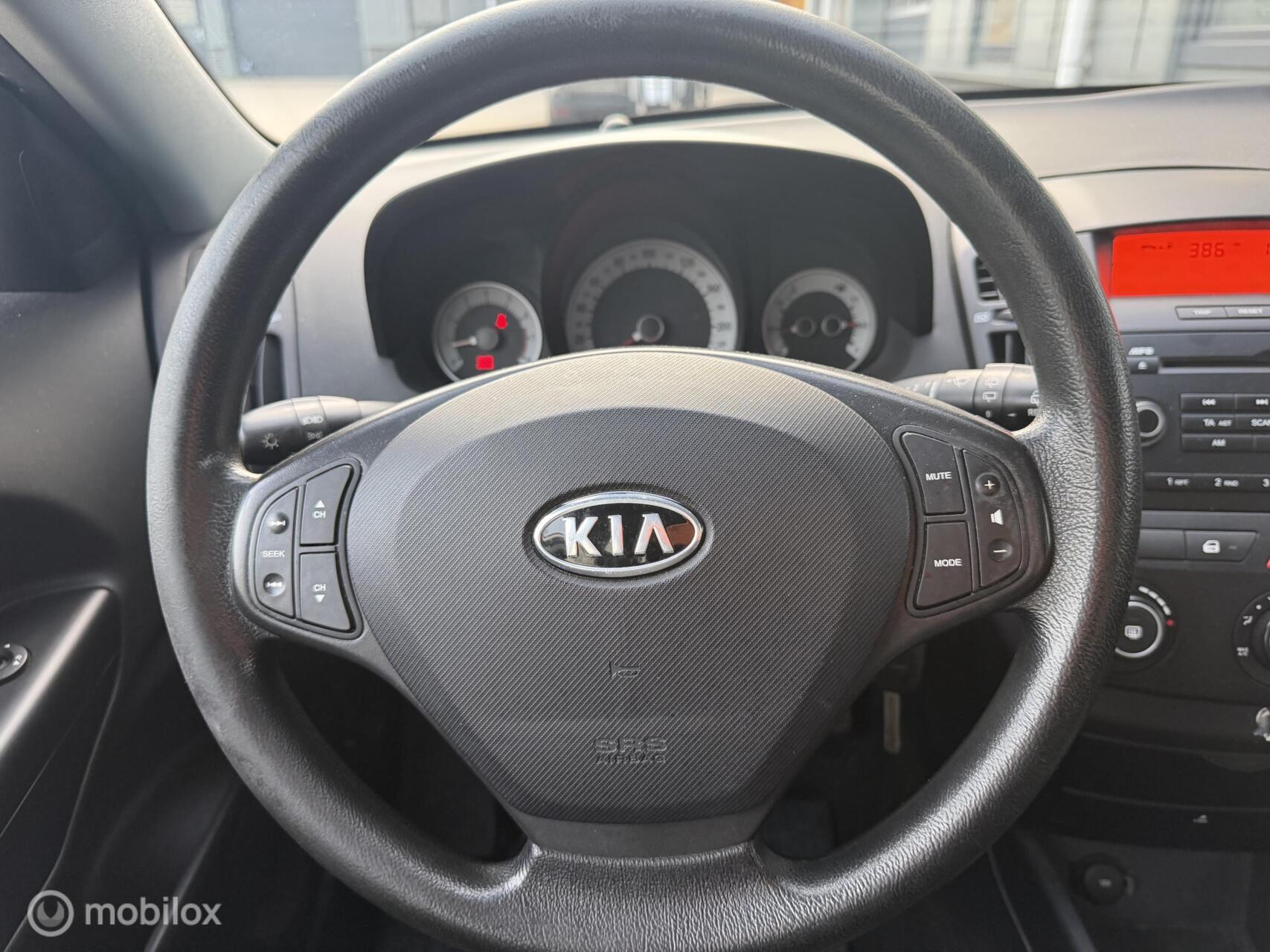 Foto van Kia Cee D