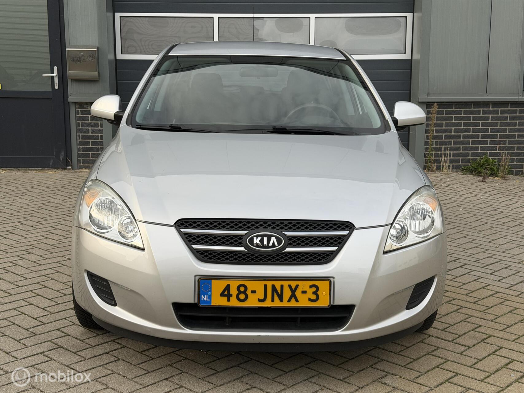 Foto van Kia Cee D
