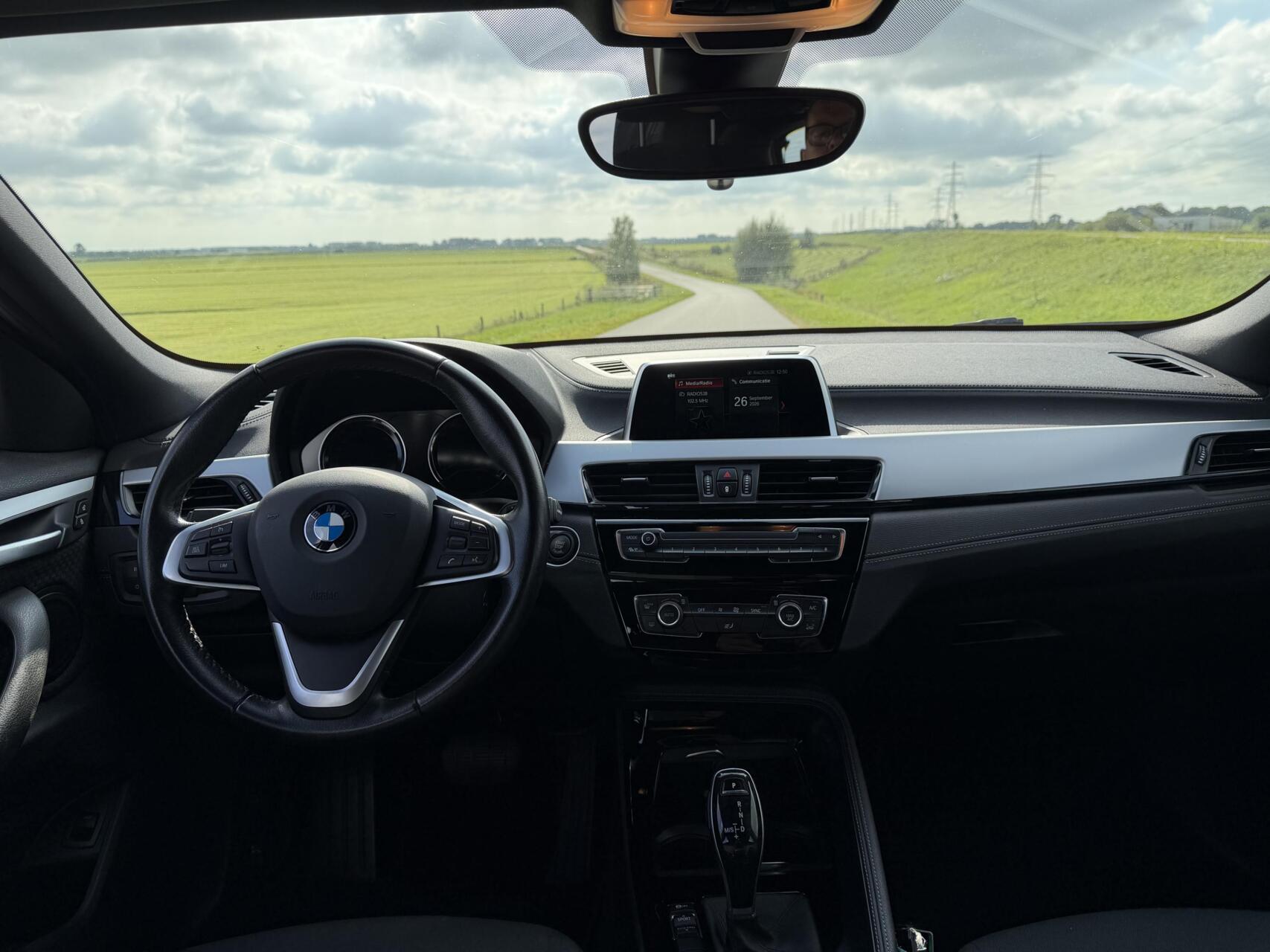 Foto van BMW X2 Sdrive18i