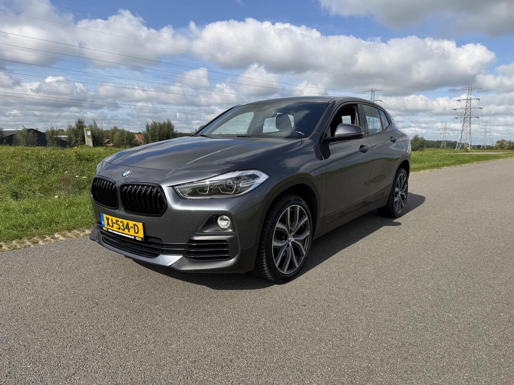 Foto van BMW X2 Sdrive18i