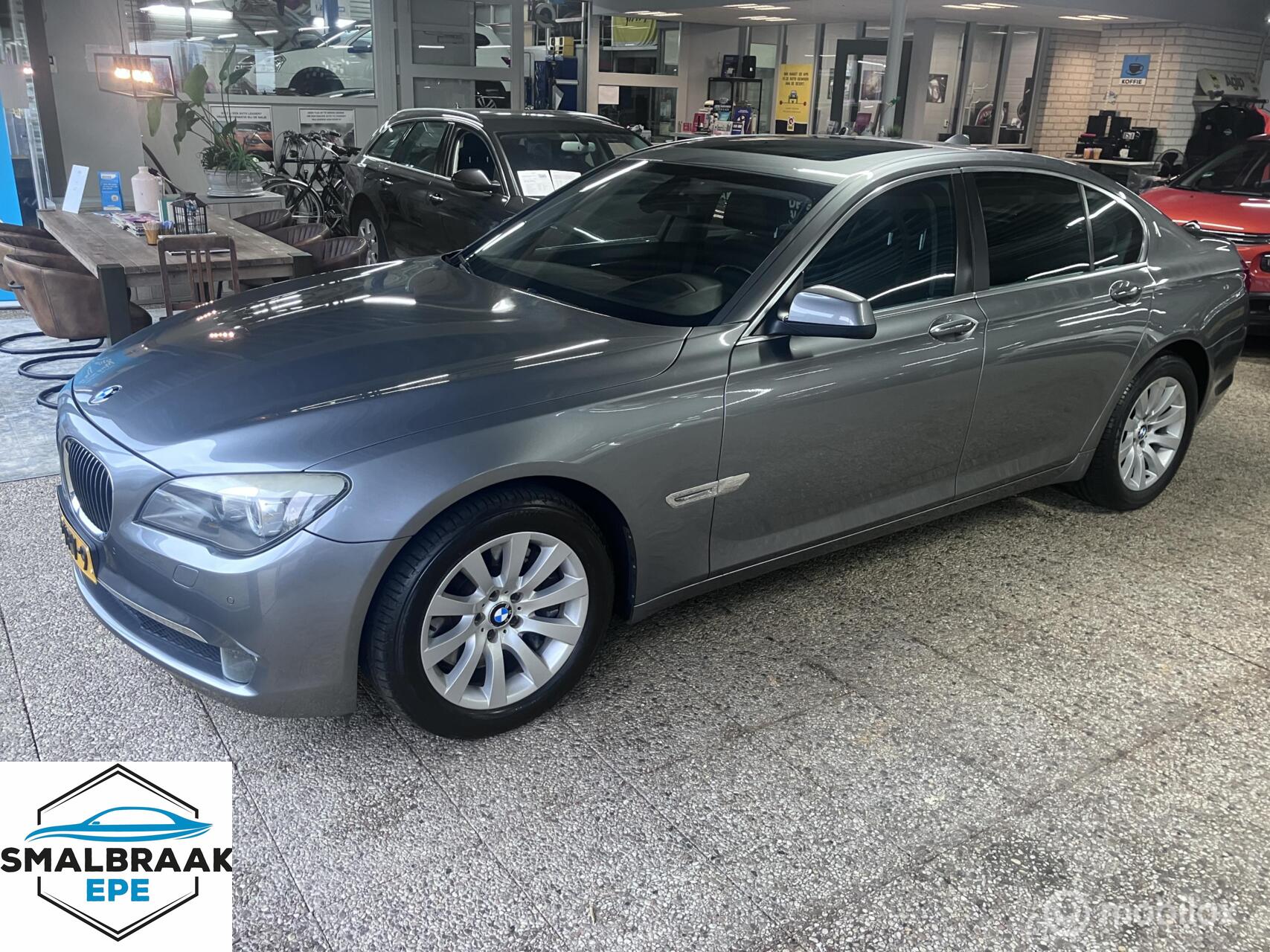 BMW 7er Reihe 740Li High Executive Youngtimer 2009 - voorkant