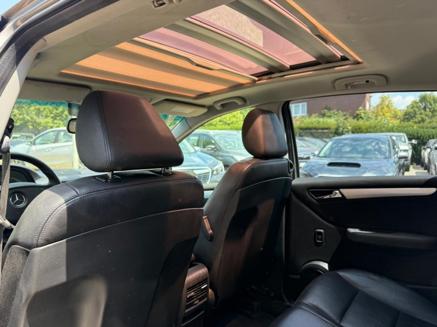 Foto van Mercedes-Benz B 200
