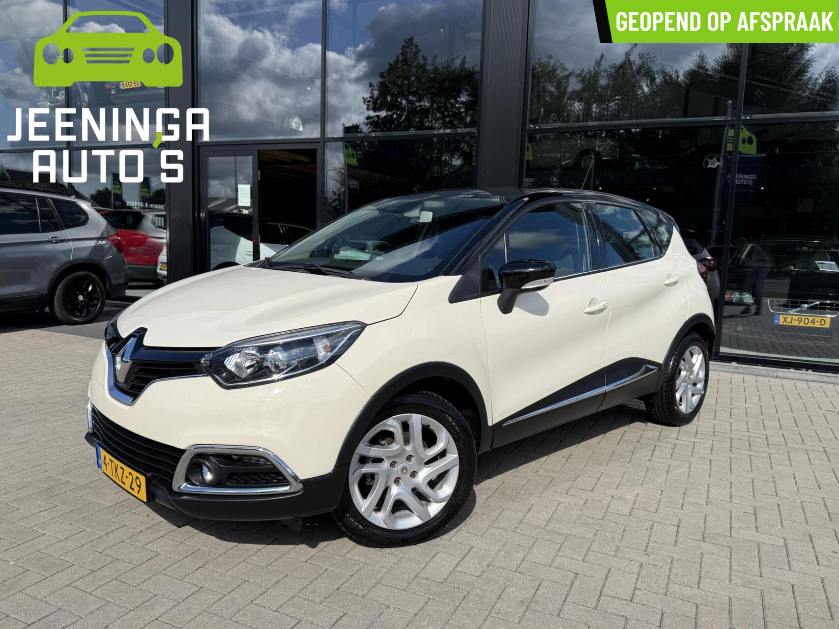 Renault Captur 1.2 TCe Expression Automaat|Hoge instap|Mooi! 2014 - voorkant