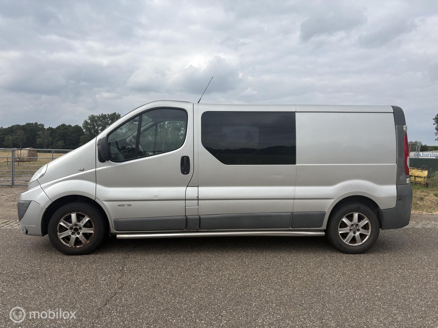 Foto van Renault Trafic T29 L2/h1 2,5 Dci 84kw E4 Fap