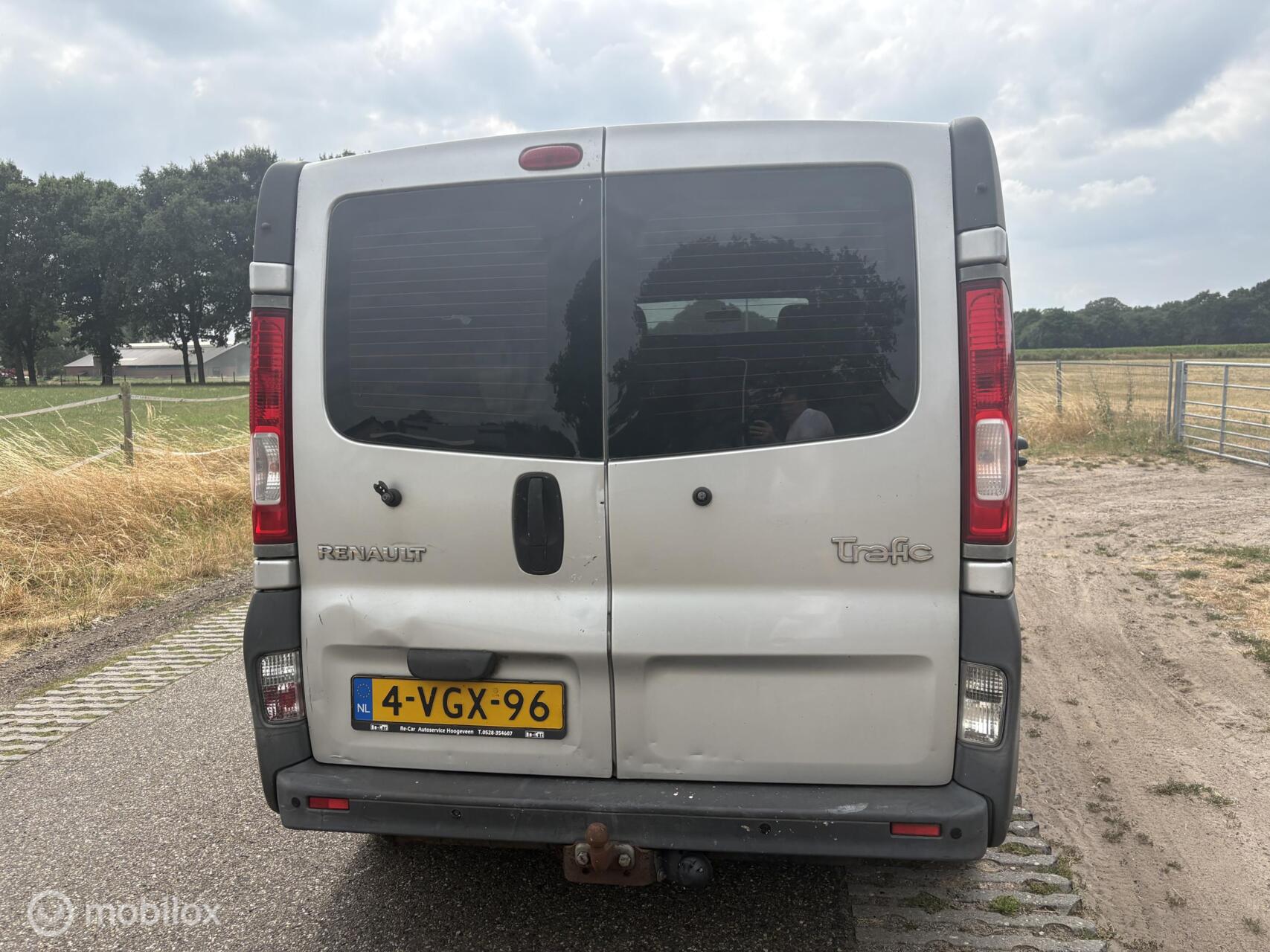 Foto van Renault Trafic T29 L2/h1 2,5 Dci 84kw E4 Fap