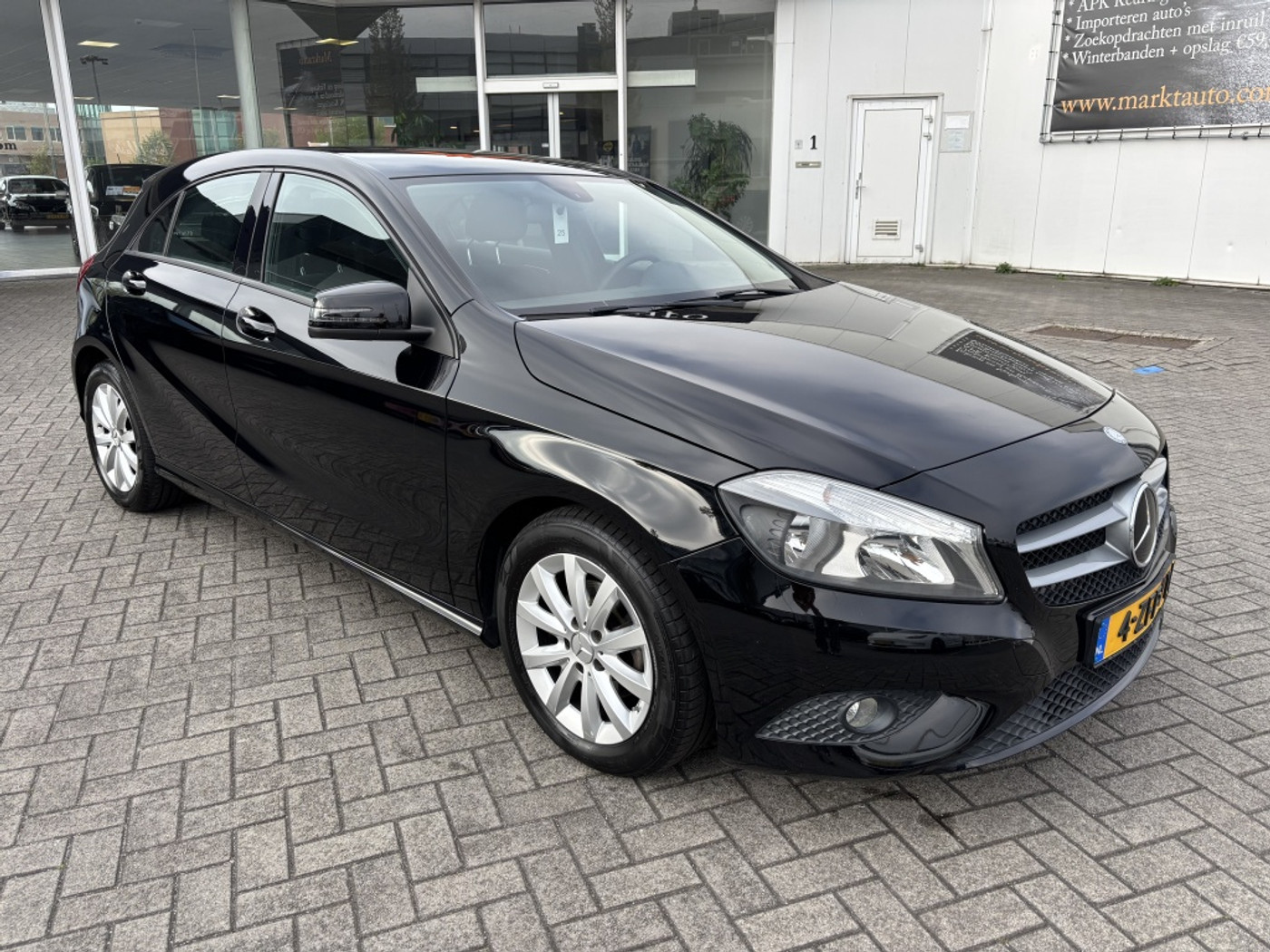 Foto van Mercedes-Benz A 180